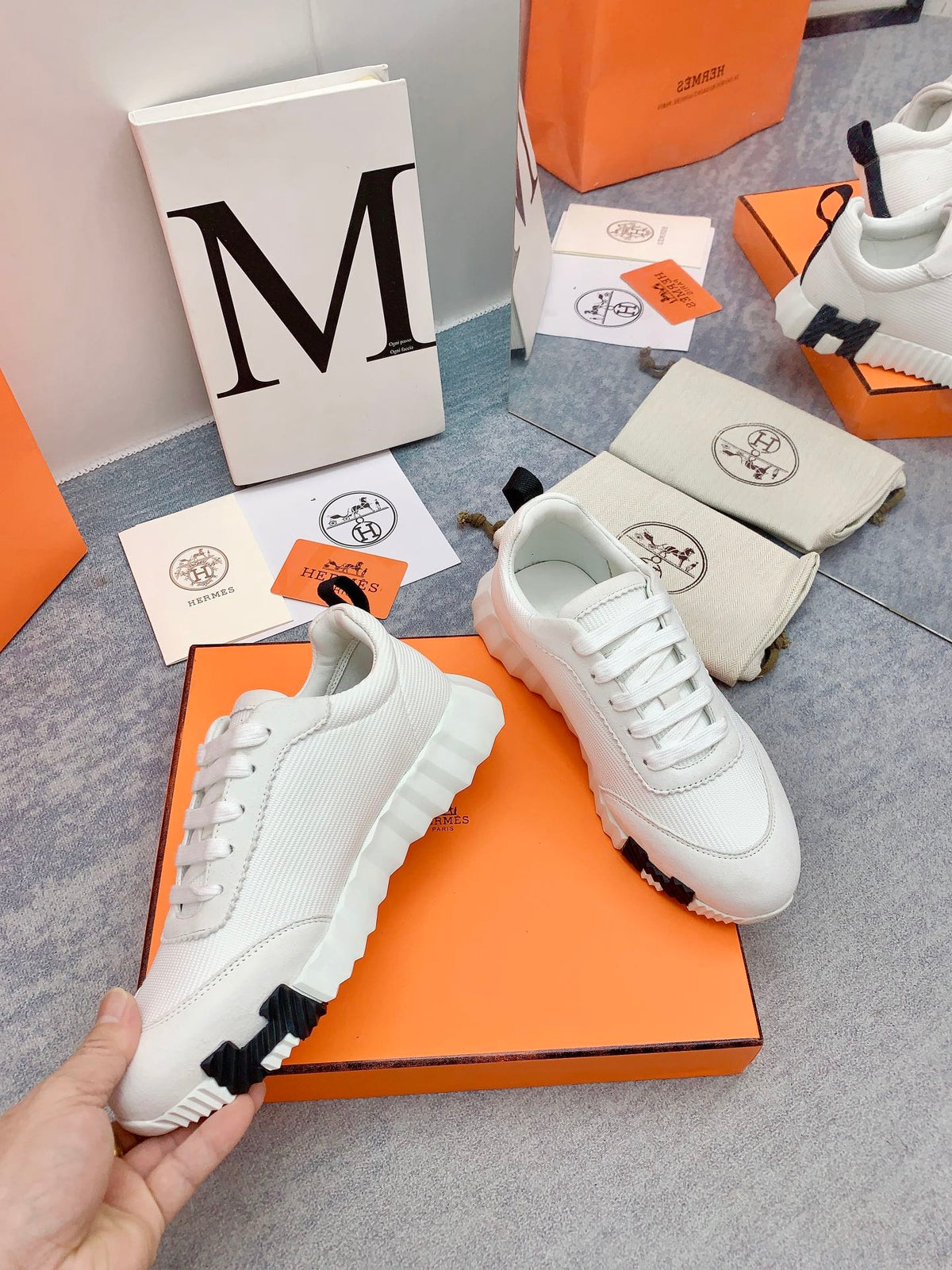 HM Bouncing Sneaker In White Mesh Fabric 106465