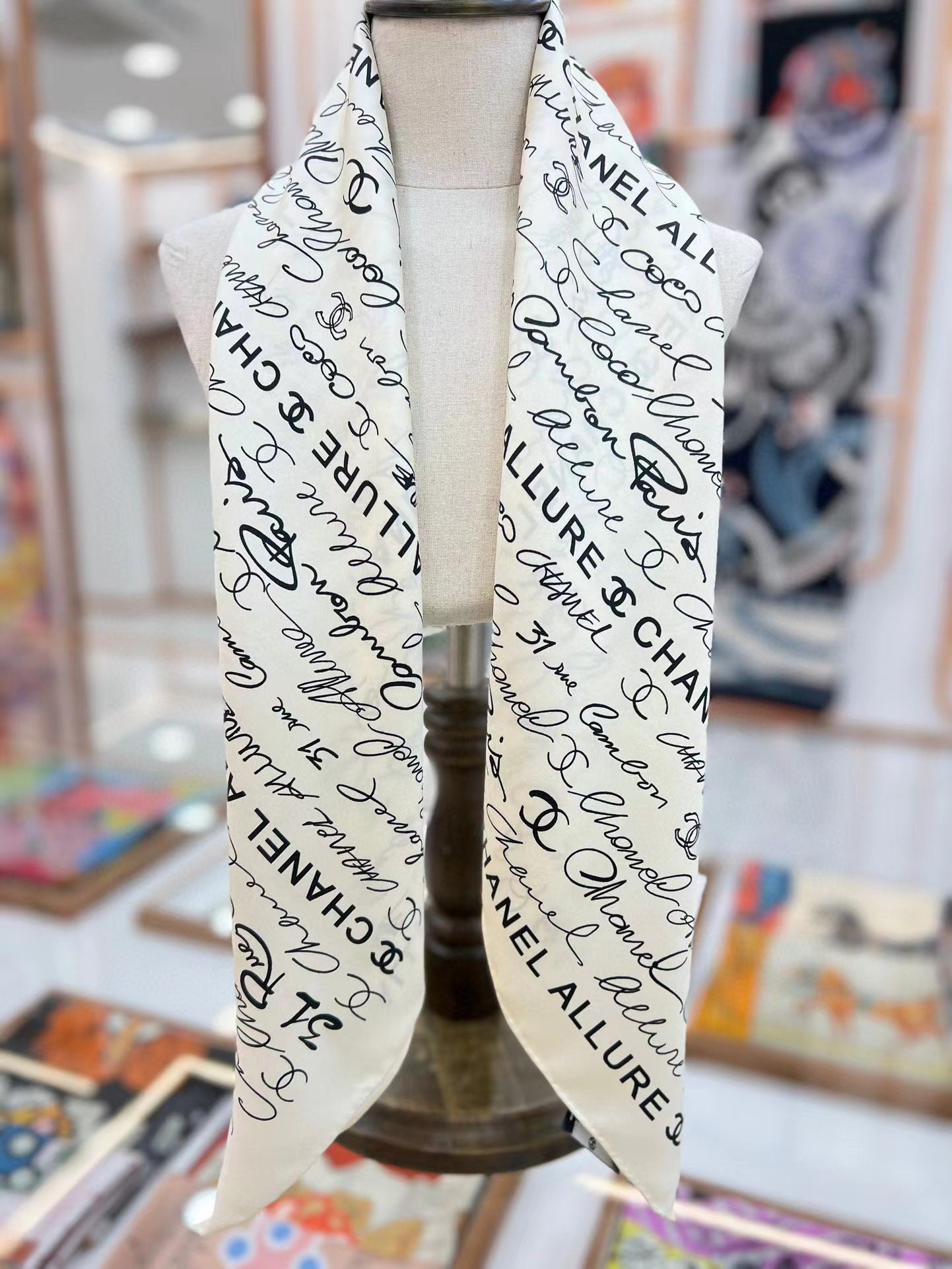 CC Square Scarf 90 CM In White With Black Text Silk  288694