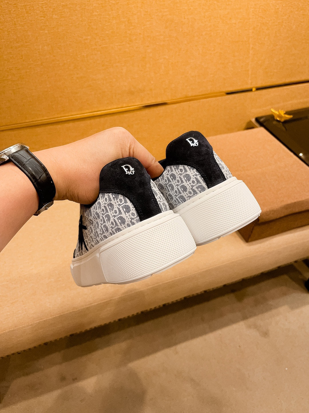 CD HOMME THICK-SOLE SNEAKERS BLACK AND WHITE JACQUARD