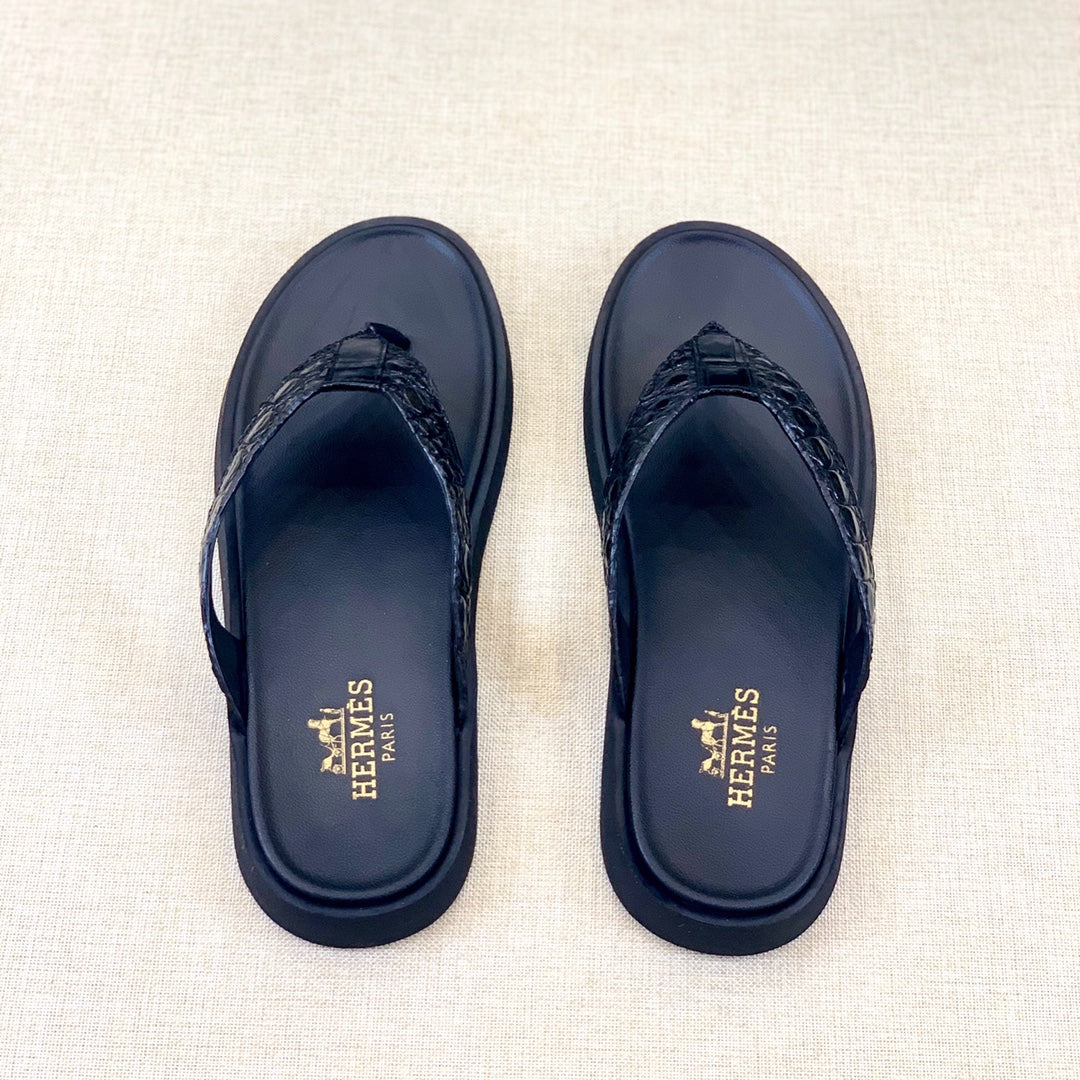 HM Men's Thong Sandals Black Rubber Sheepskin 561664