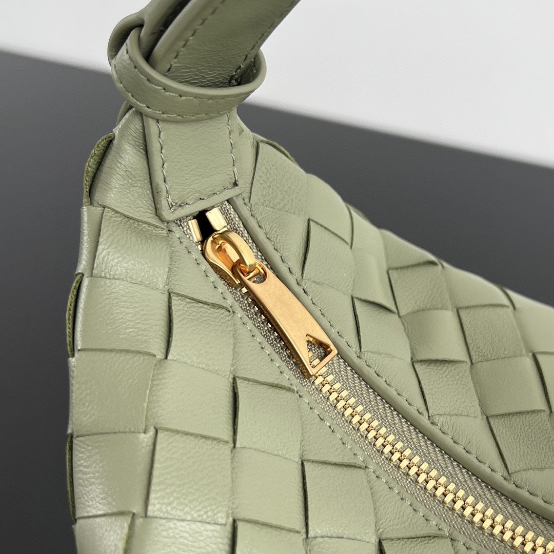WALLACE 22 BAG LIGHT GREEN CALFSKIN