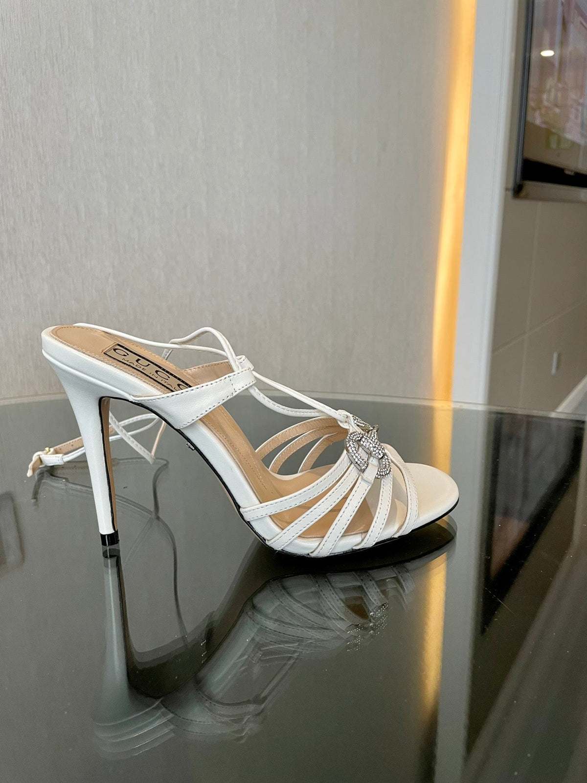 GG CRYSTAL HORSEBIT SANDAL CREAMY WHITE LAMBSKIN