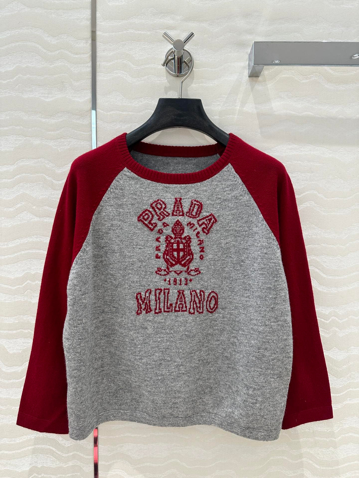 Prada 25 Sweatshirt Gray mix Red Wool Cashmere