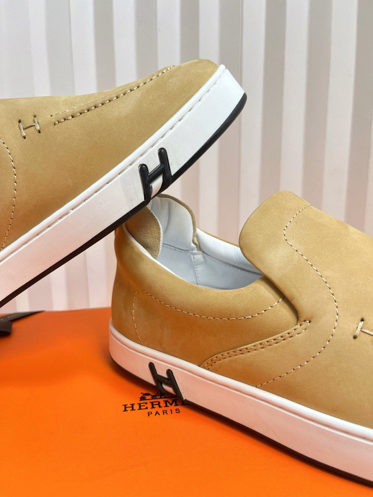 HM British Retro Loafers Brown Suede 317073