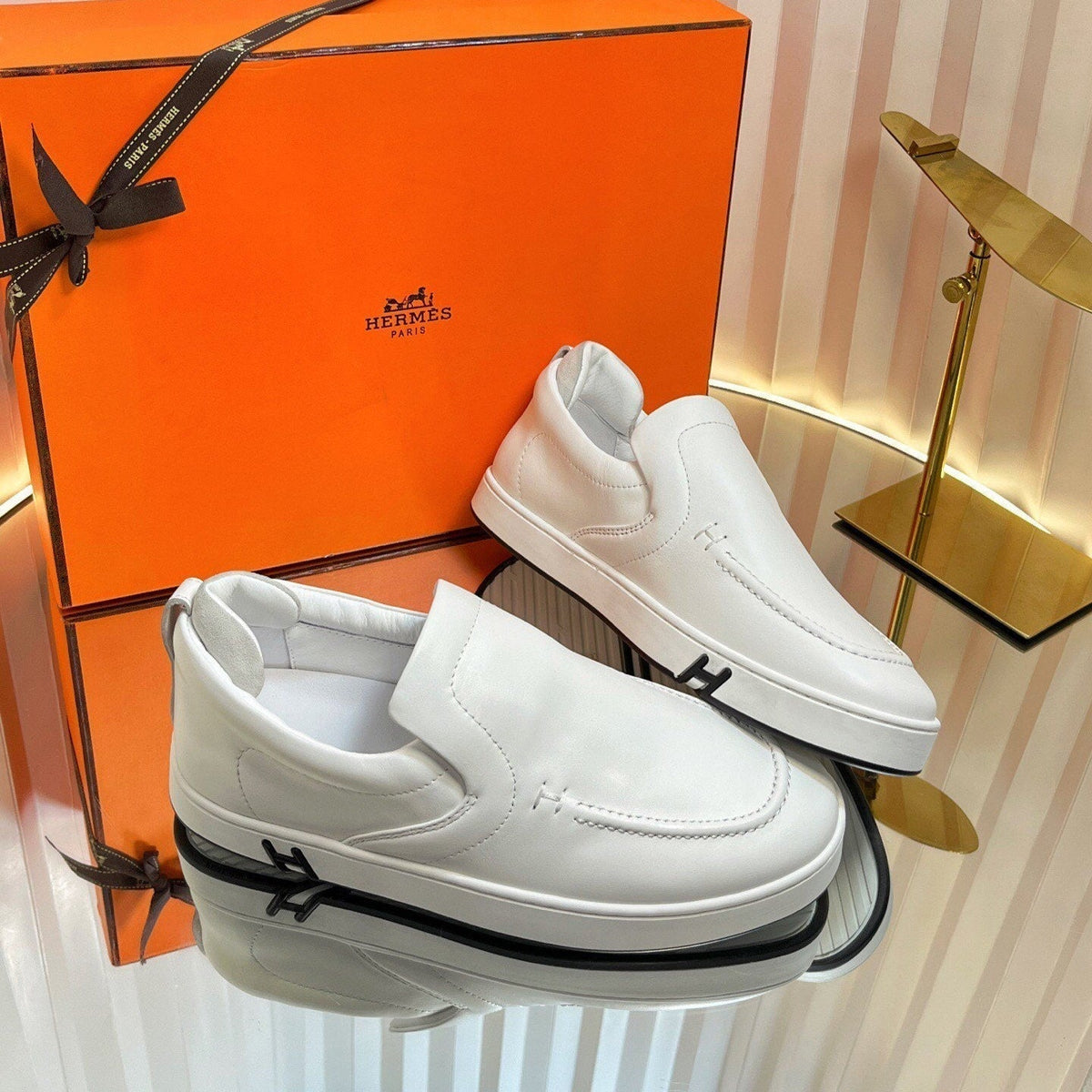 HM British Retro Loafers White Suede 317076