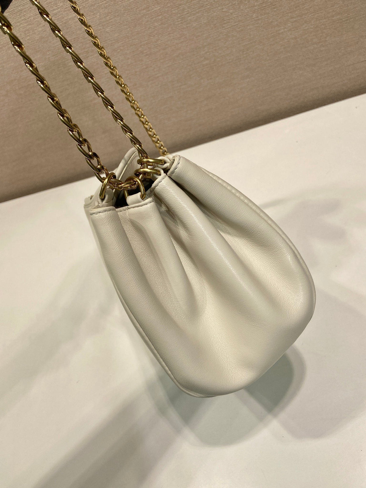 PRA Tumulte bag 24 white leather 280839