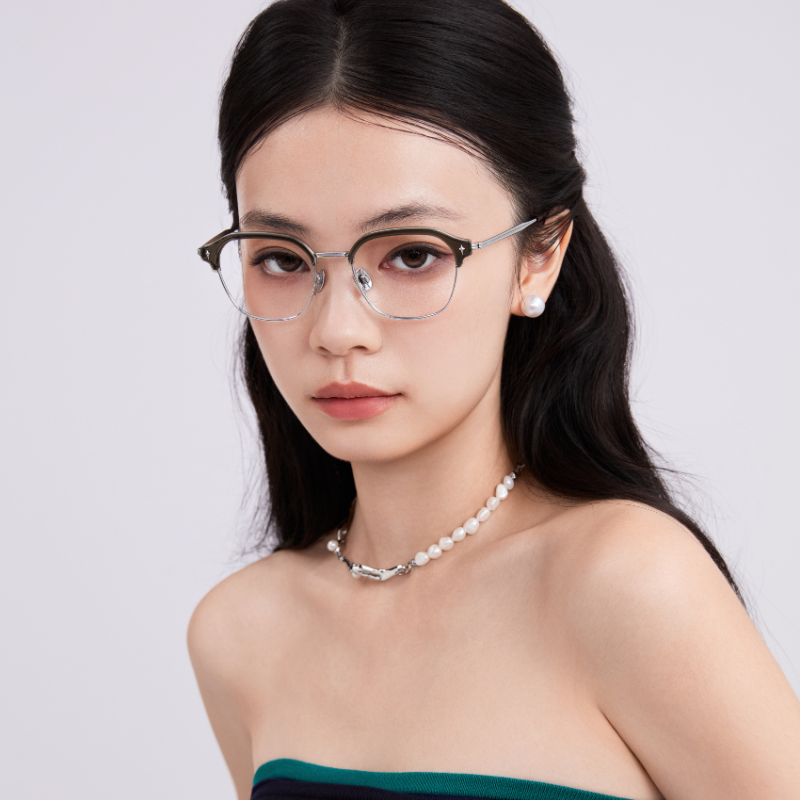 Tom Ford Sunglasses 692595