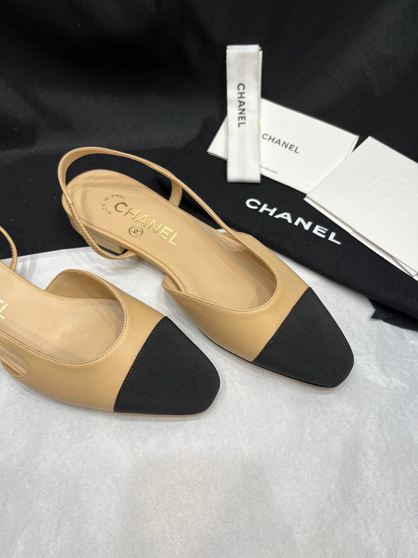 Slingback Flat Lambskin Grosgrain