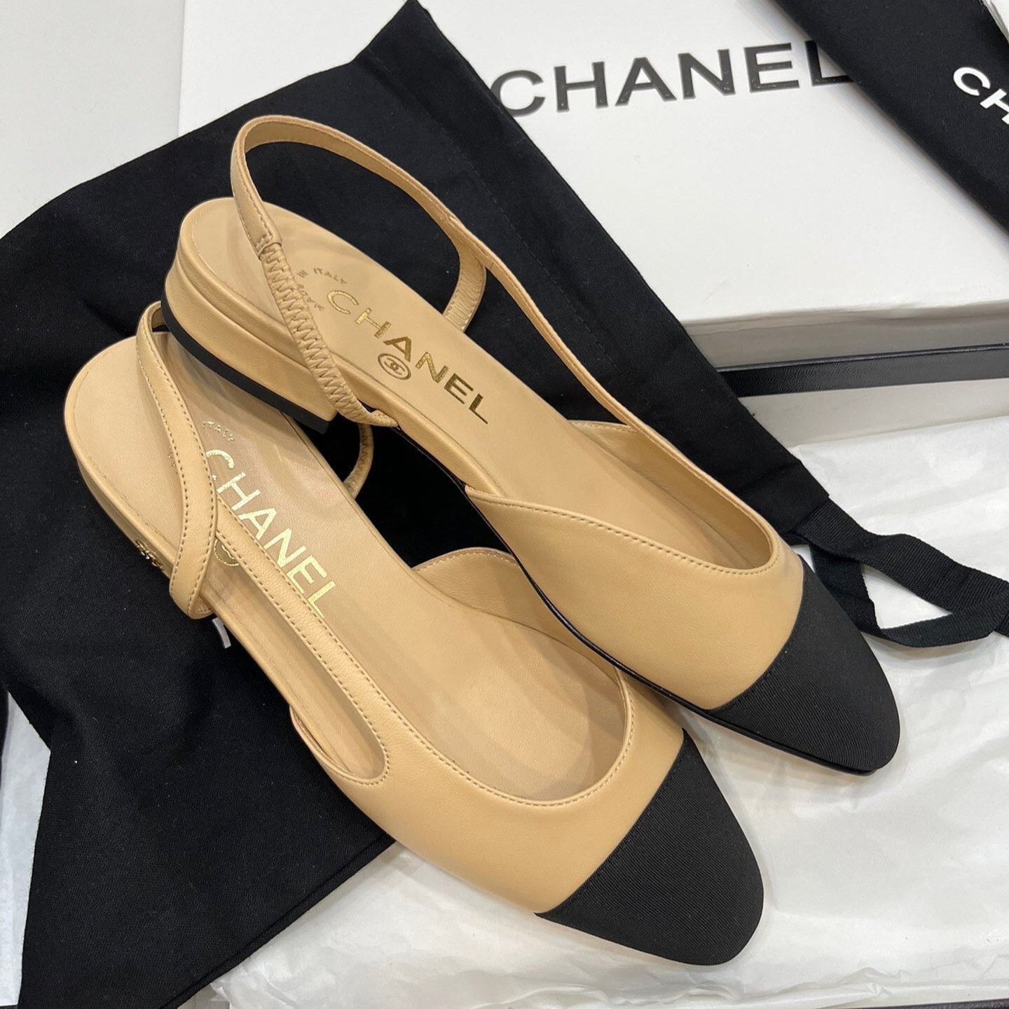 Slingback Flat Lambskin Grosgrain