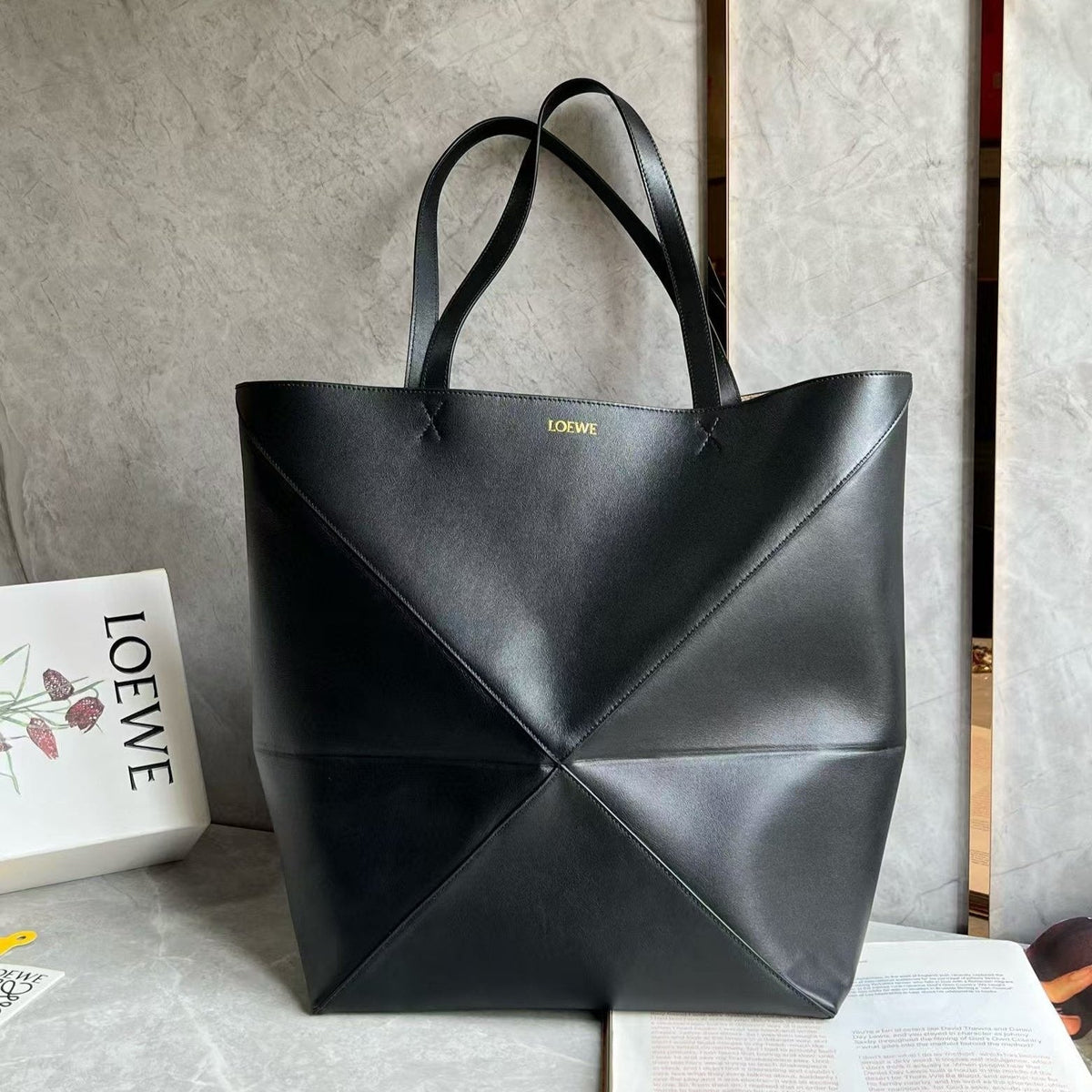 LOEW PUZZLE FOLD TOTE IBLACK SHINY CALFSKIN