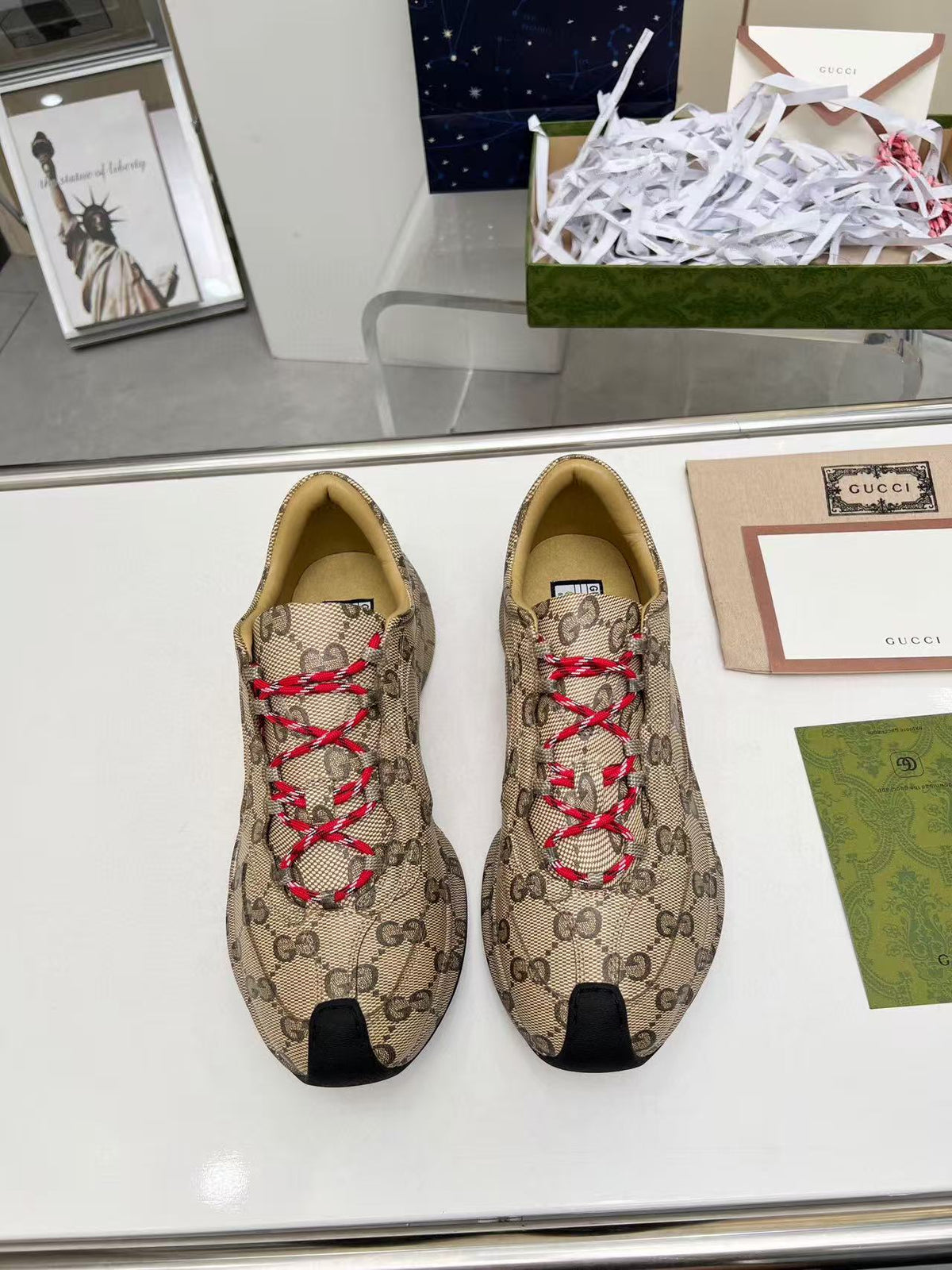 Gucci Run Sneakers Ebony Red Cowhide 449712