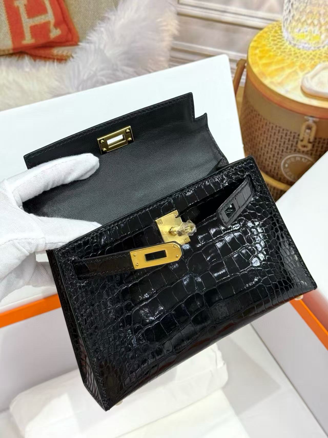 Hermès Kelly II Sellier Crocodile Embossed Black Gold Leather