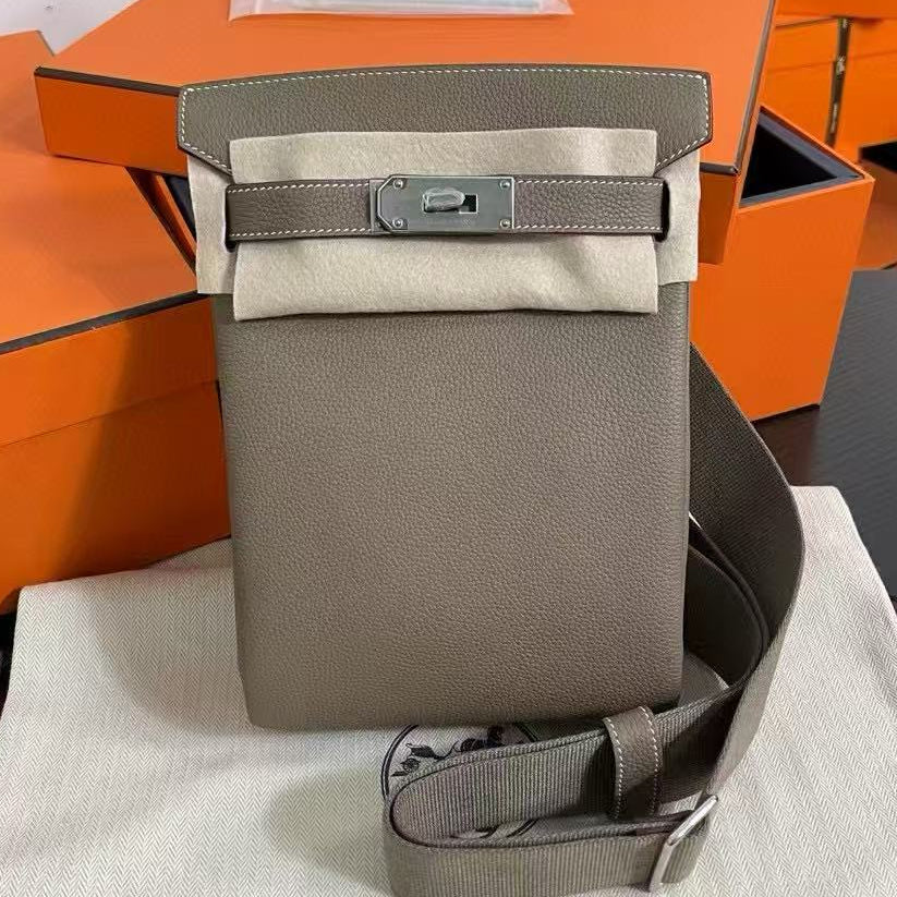 HM 25 Hac a Dos PM Bag Etoupe Silver Togo Leather