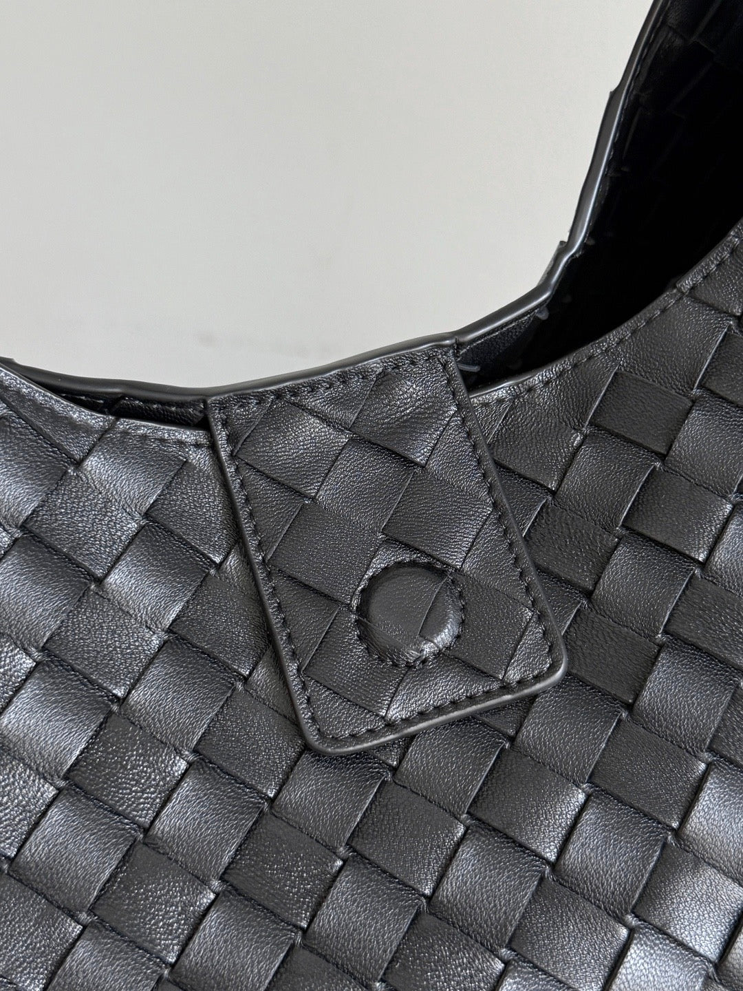 BV 2026 Campana Shoulder Bag 39cm Black Leather