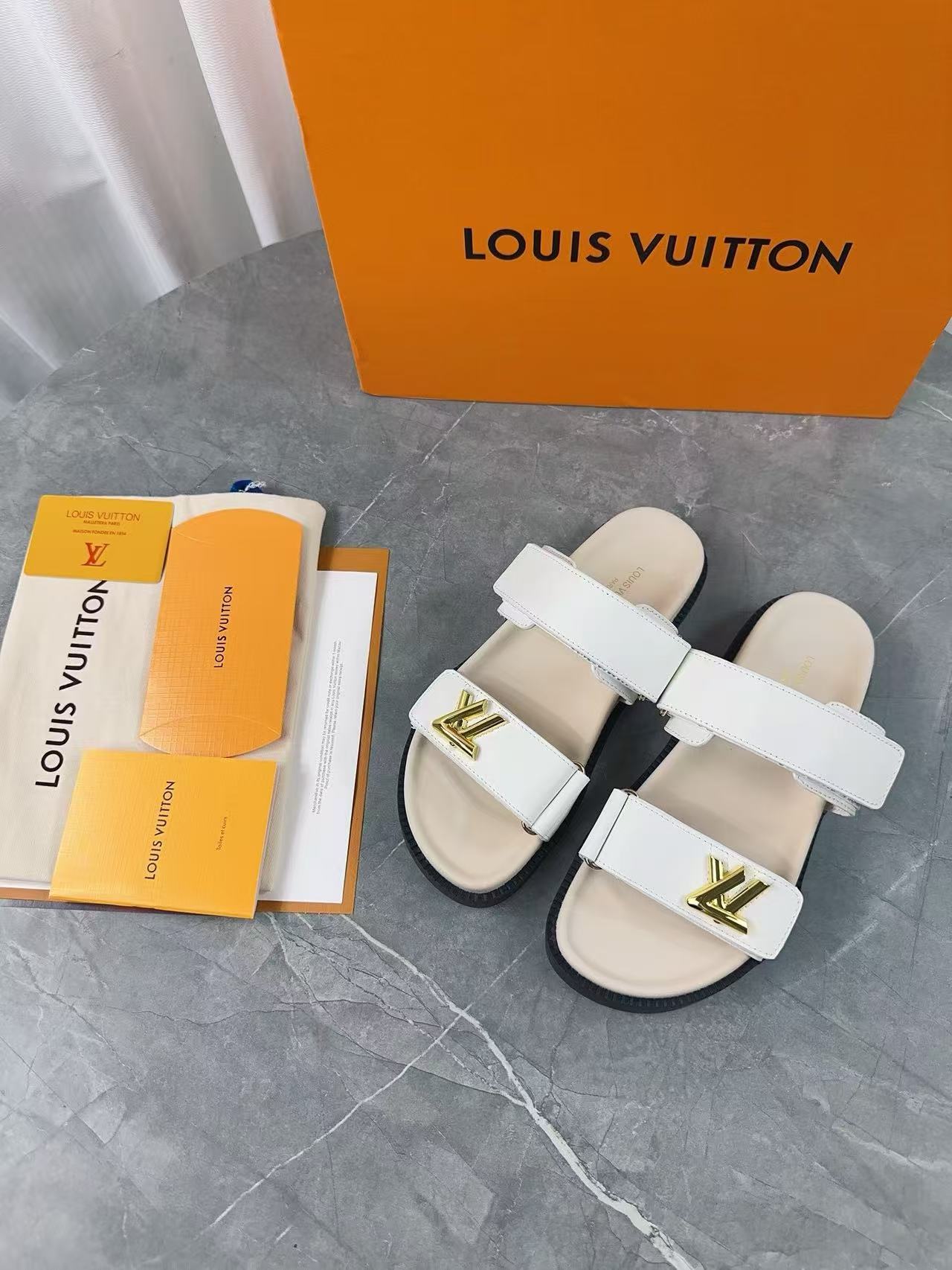 Louis Vuitton Sunset Flat Comfort Sandals White Cream Cowhide