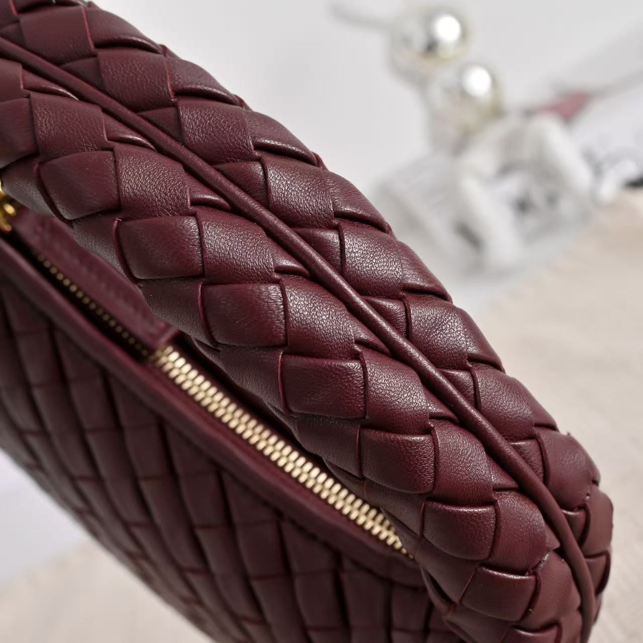 Bottga Veneta 2026 Bag 26cm Burgundy Lambskin