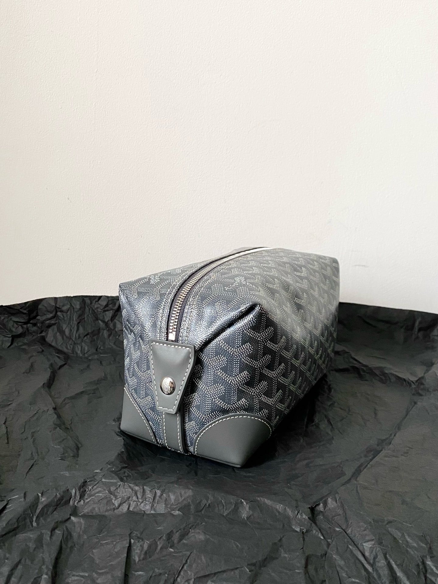 Goyard 2026 Goyard Boeing Toiletry Bag Grey Goyardine Canvas