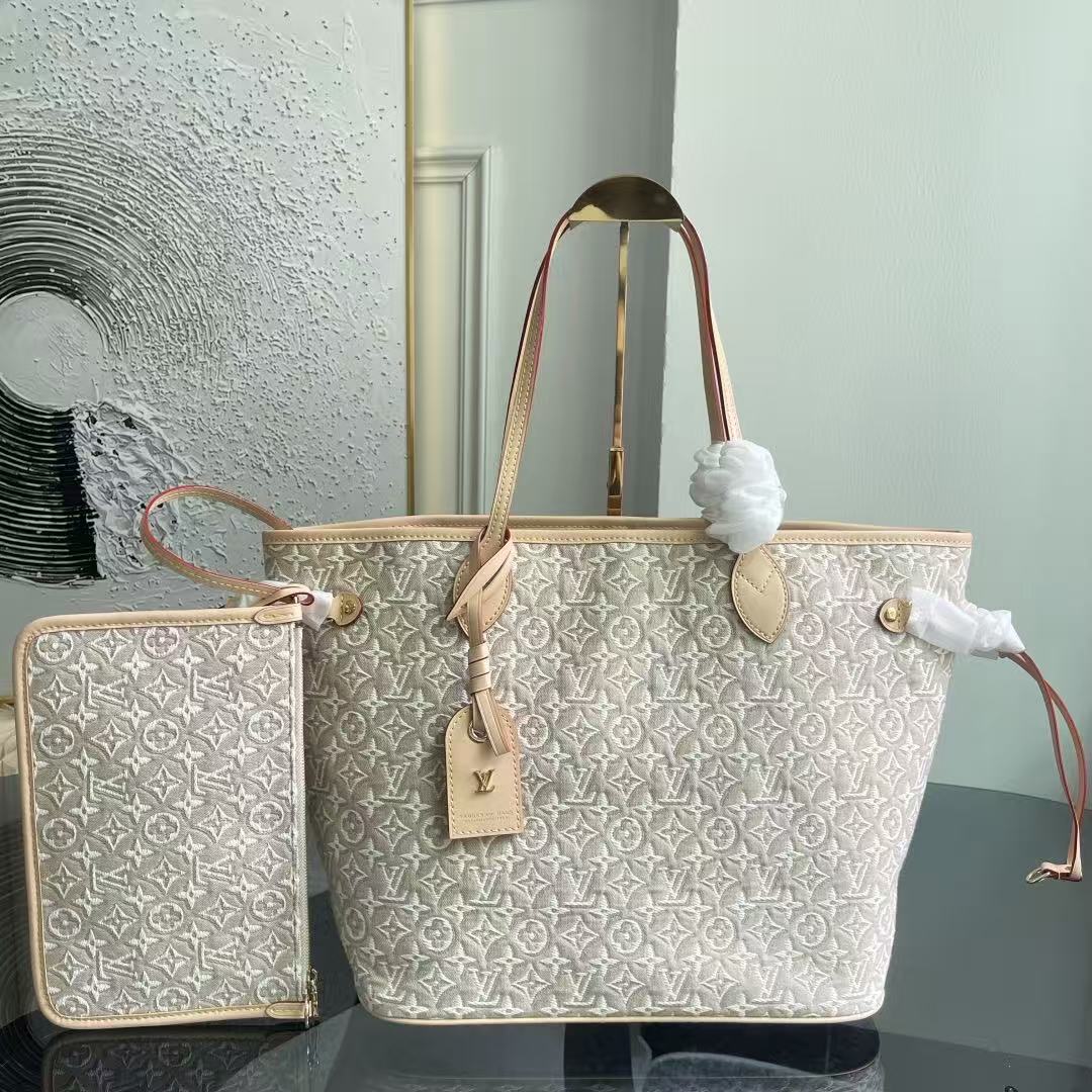 LV Tote Bags