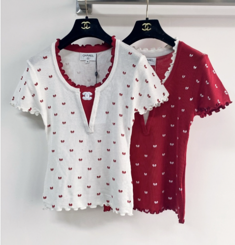Chanel 2026 V-neckline With Scalloped Trim Shirt White and Red Wool