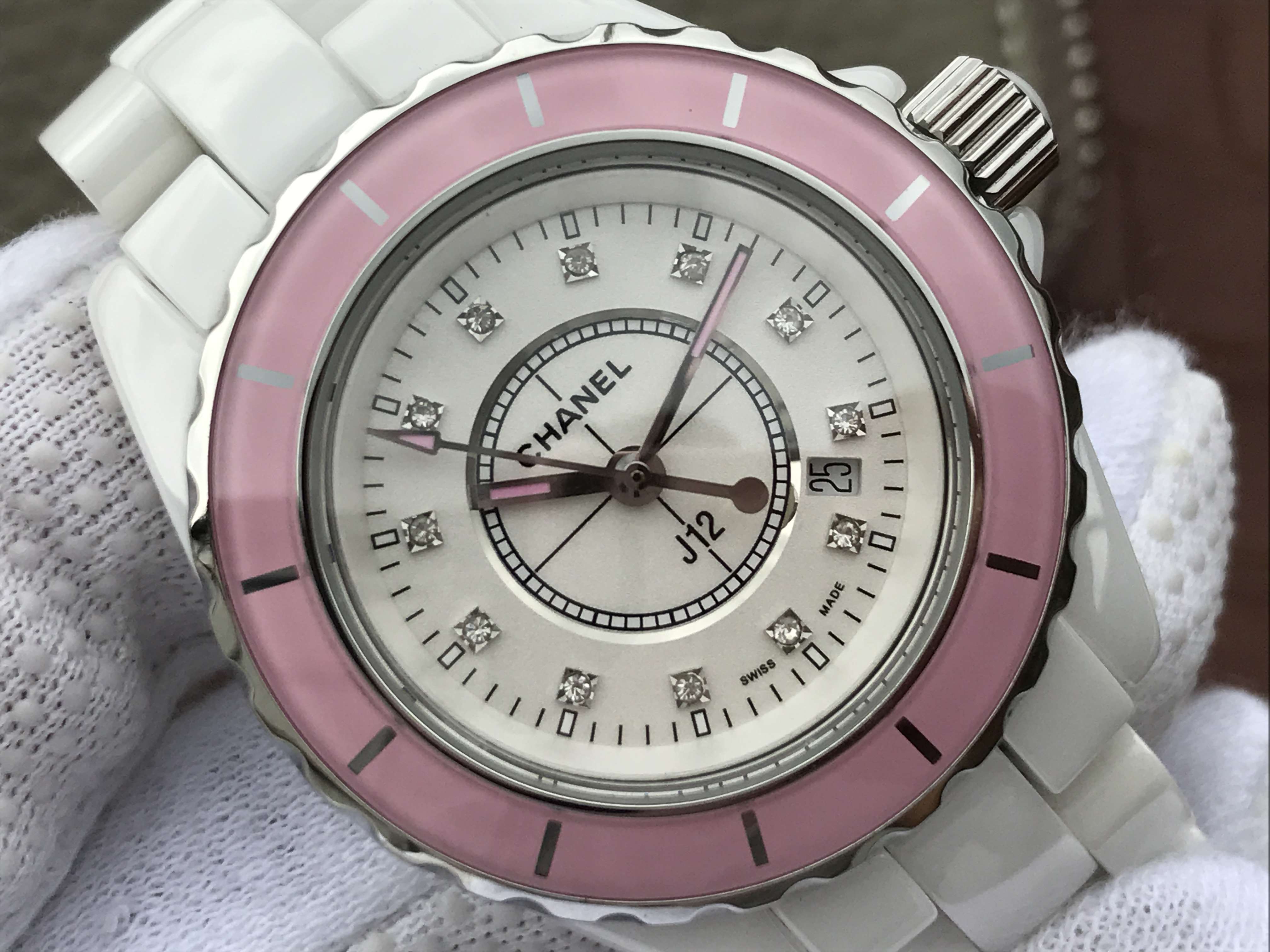 J12 PINK BEZEL WHITE DIAL DIAMOND NUMERALS 33MM
