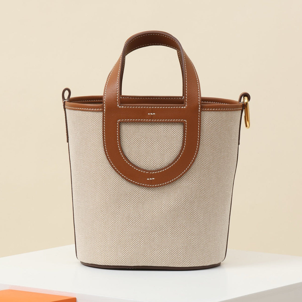 High-end Hermes 2026 In The Loop Bag 22cm Canvas Swift Calfskin