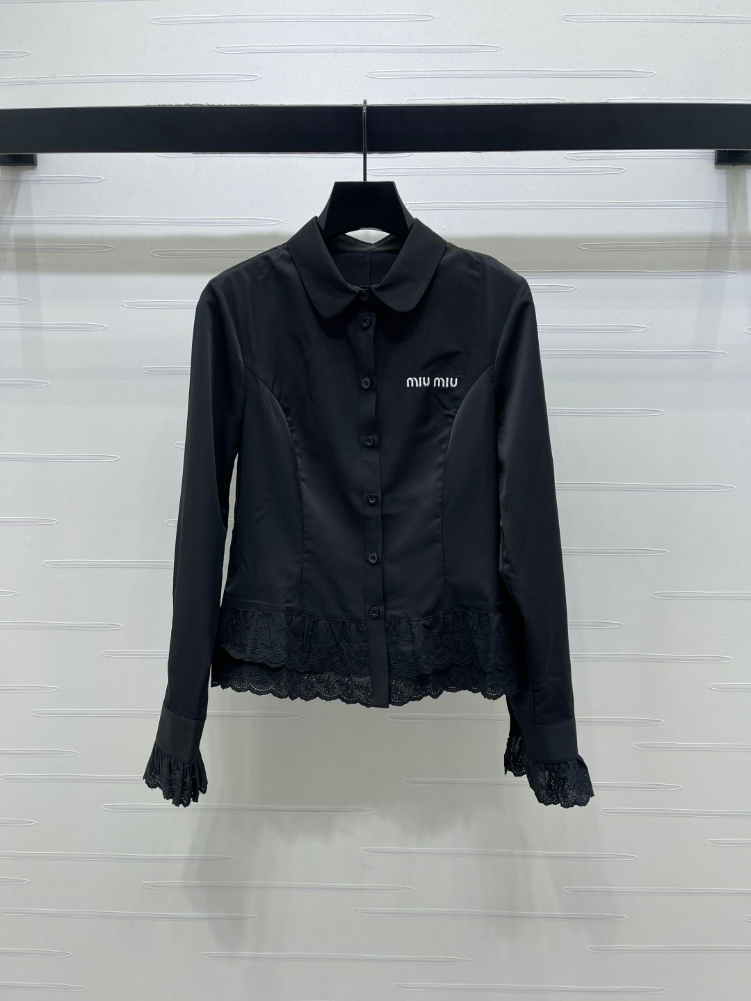 Miumiu 2026 Lace Embroidered Long-Sleeve Shirt Black and White Polyester 356380