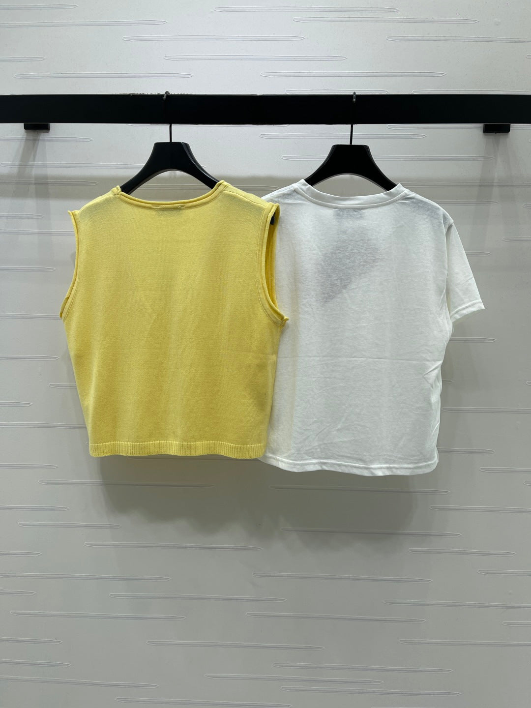 Miumiu 2026 V-neck Knitted Vest And  T-shirt Polyamide Wool