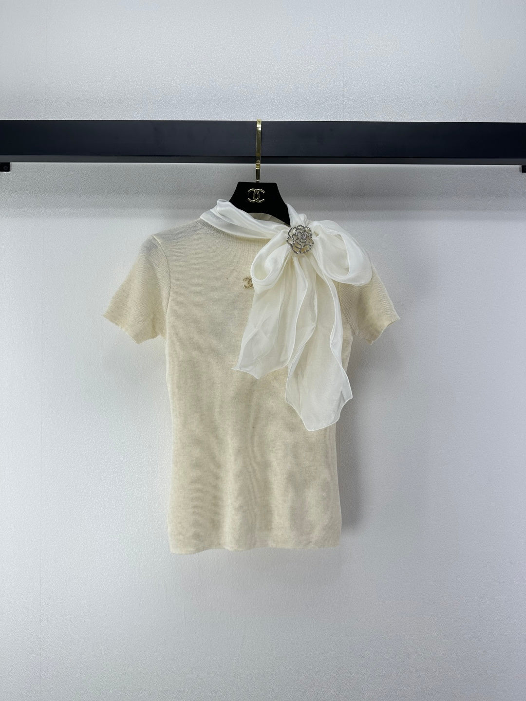 Chanel 2026 Bow Tie Short-Sleeve Shirt Viscose 361048