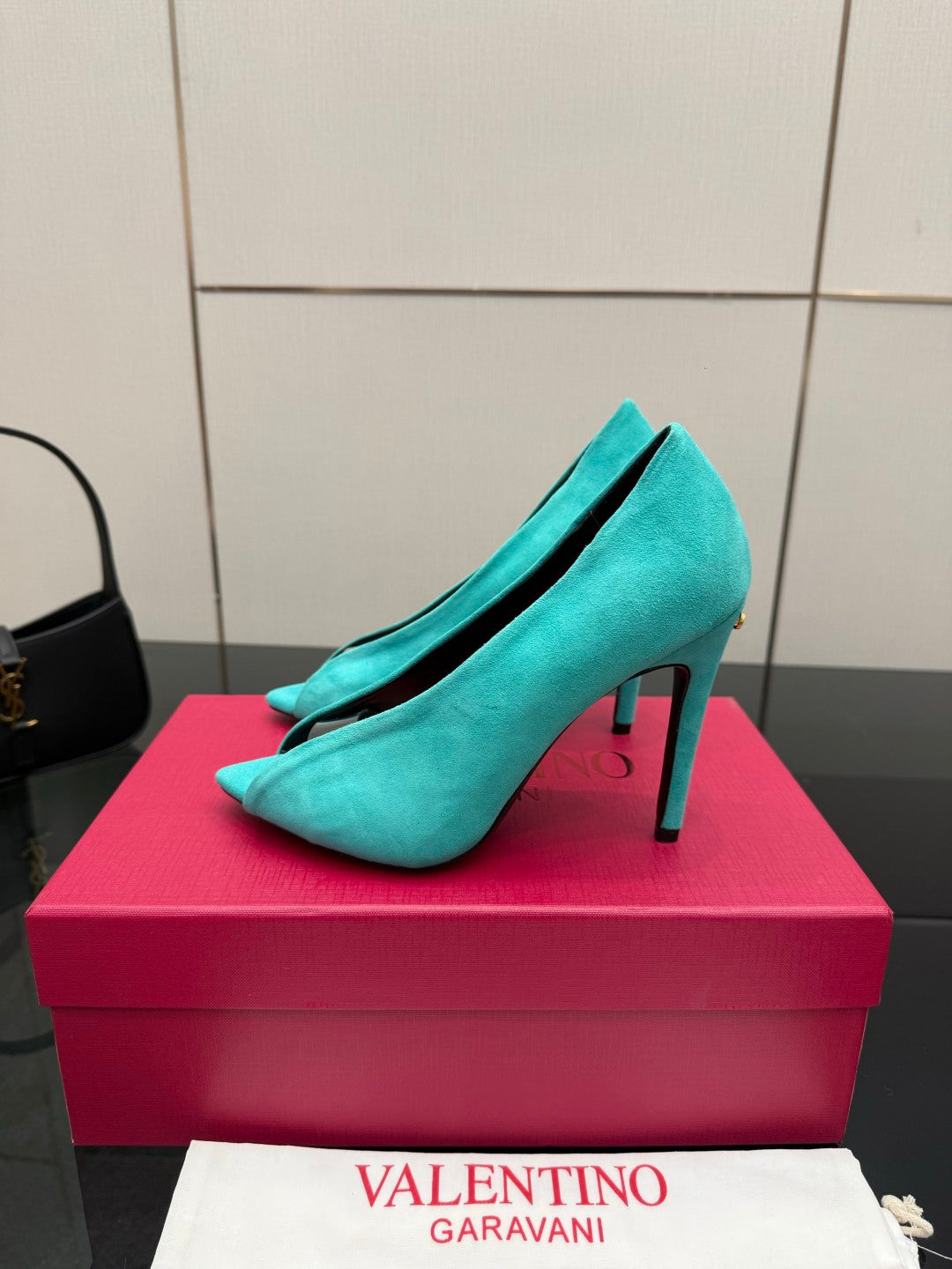 VT 26s High Heel Sandals 110 Suede Leather 725470