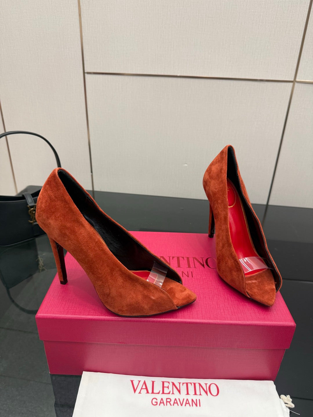VT 26s High Heel Sandals 110 Suede Leather 725470