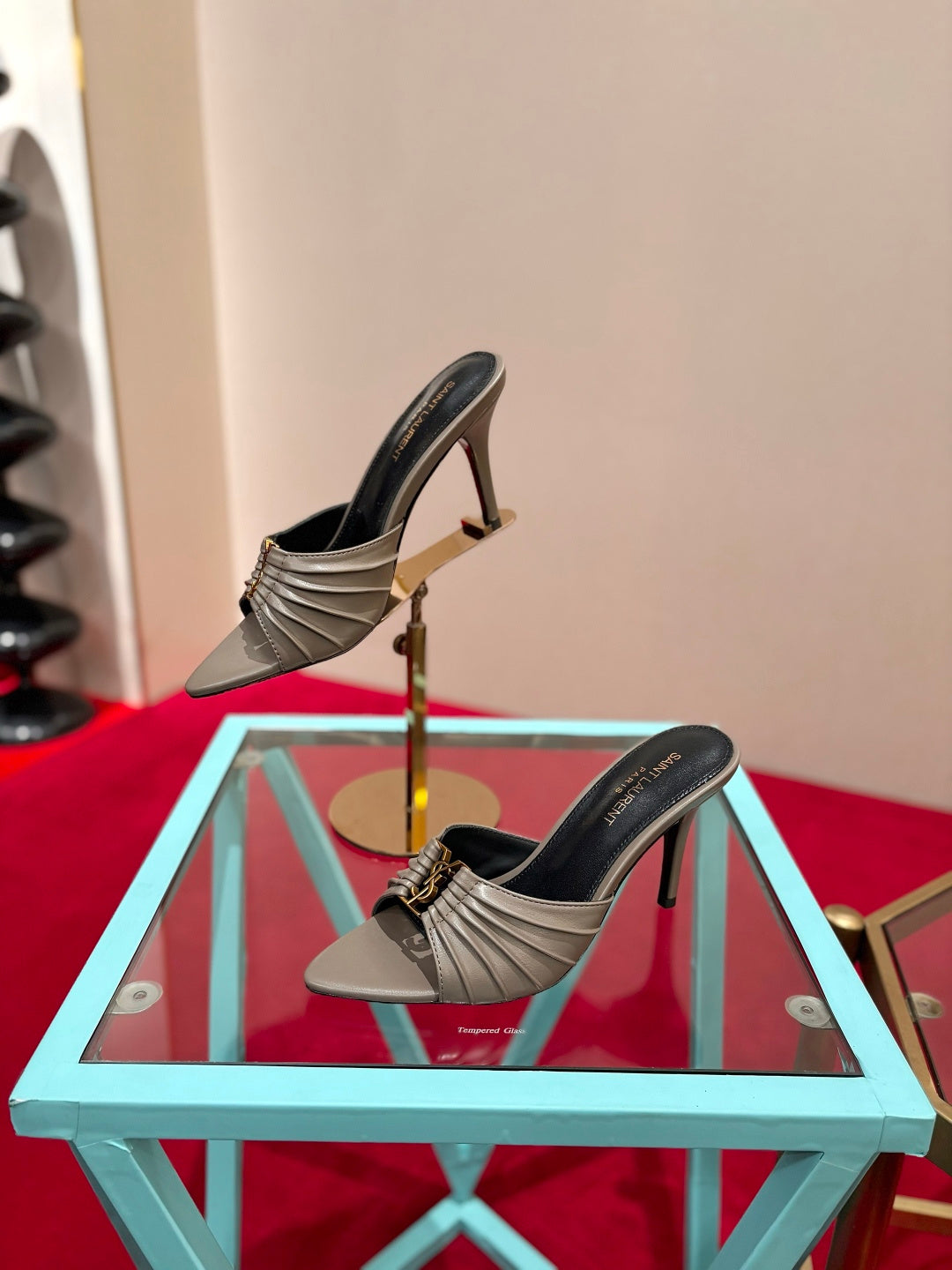 YSL 2026 Sandal Smooth Calfskin 925205
