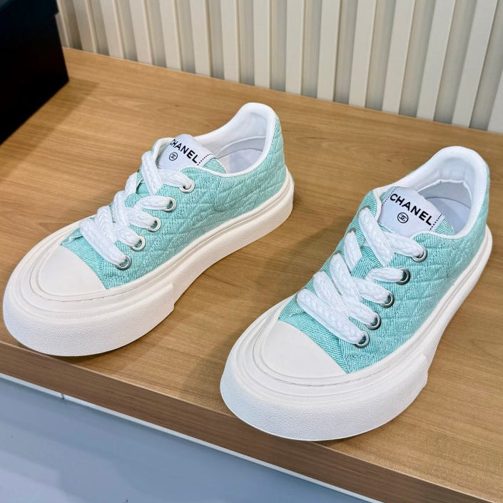 Chanel 2026 Low-Top Sneakers Fabric 986921