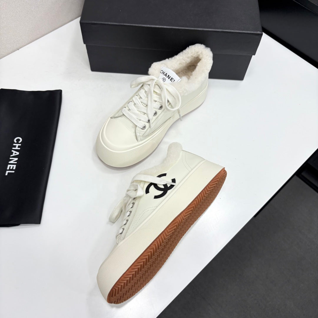 Chanel 2026 Low-Top Platform Sneakers Leather Suede Wool 193777