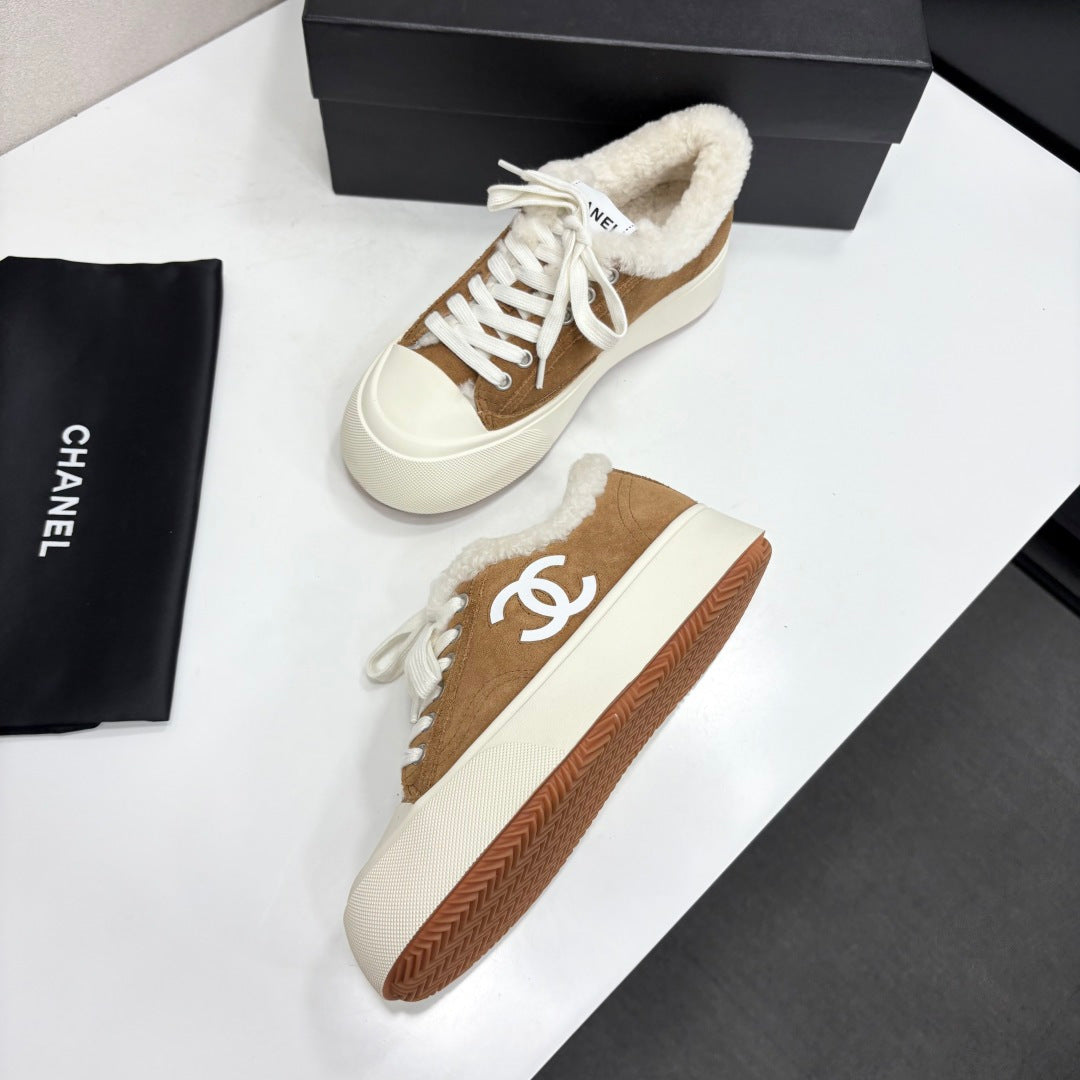Chanel 2026 Low-Top Platform Sneakers Leather Suede Wool 193777