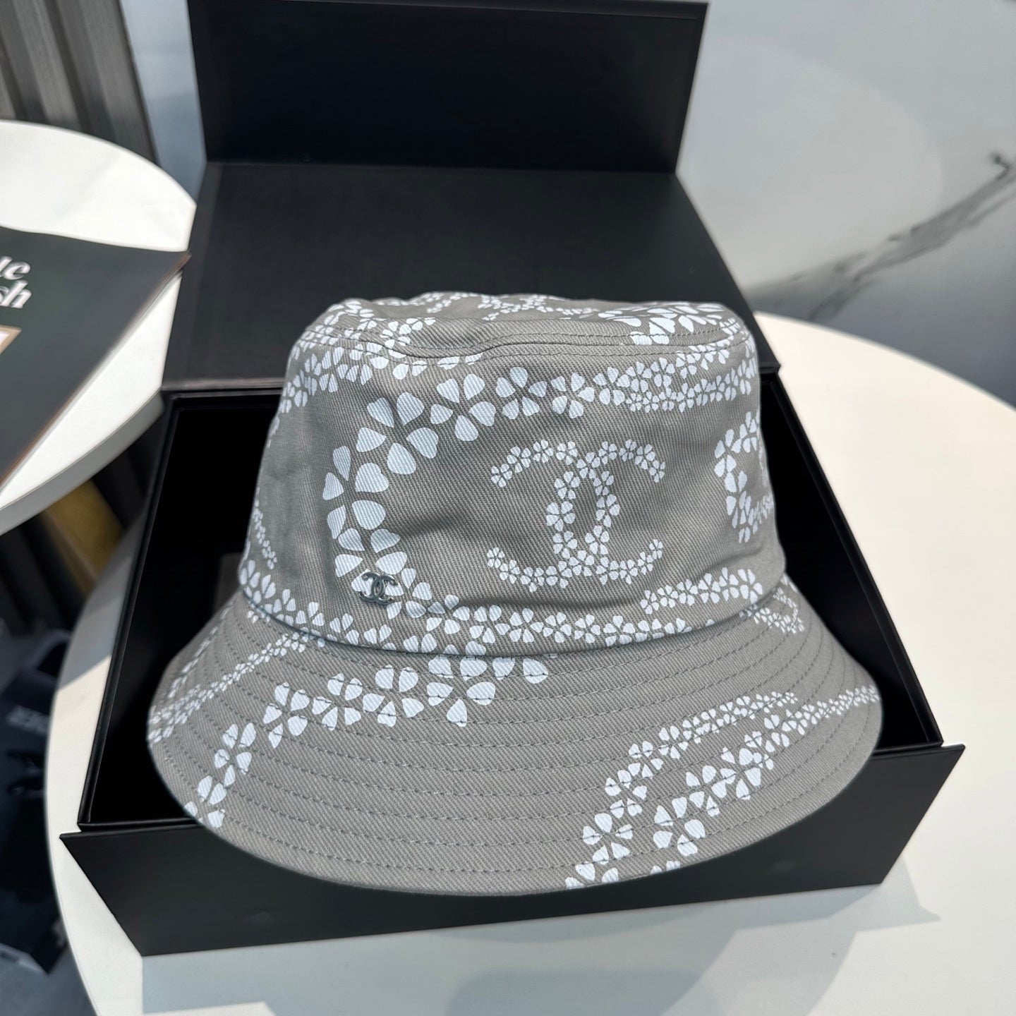 Chanel Bucket Hat With CC Logo And Floral Pattern Cotton 237371