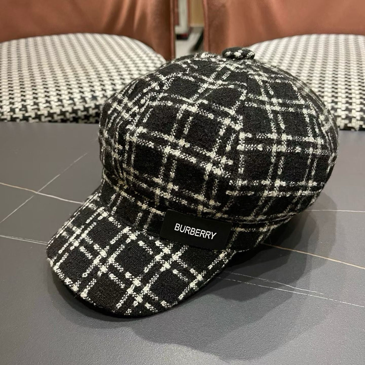 Burberry 2026 Beret Hat Tweed 565915