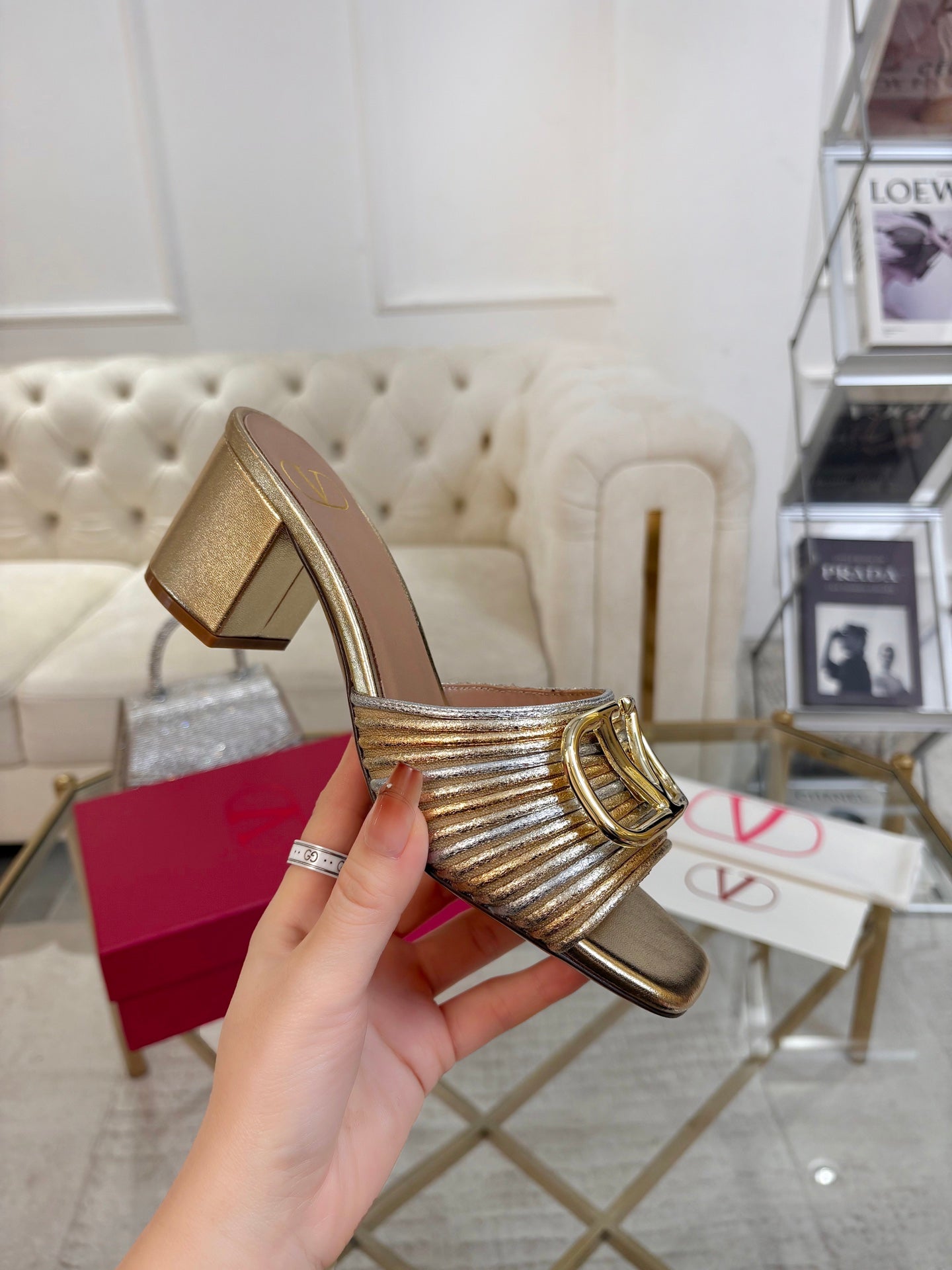 VT 26s Slide Sandals 60 Metallic Leather 715430