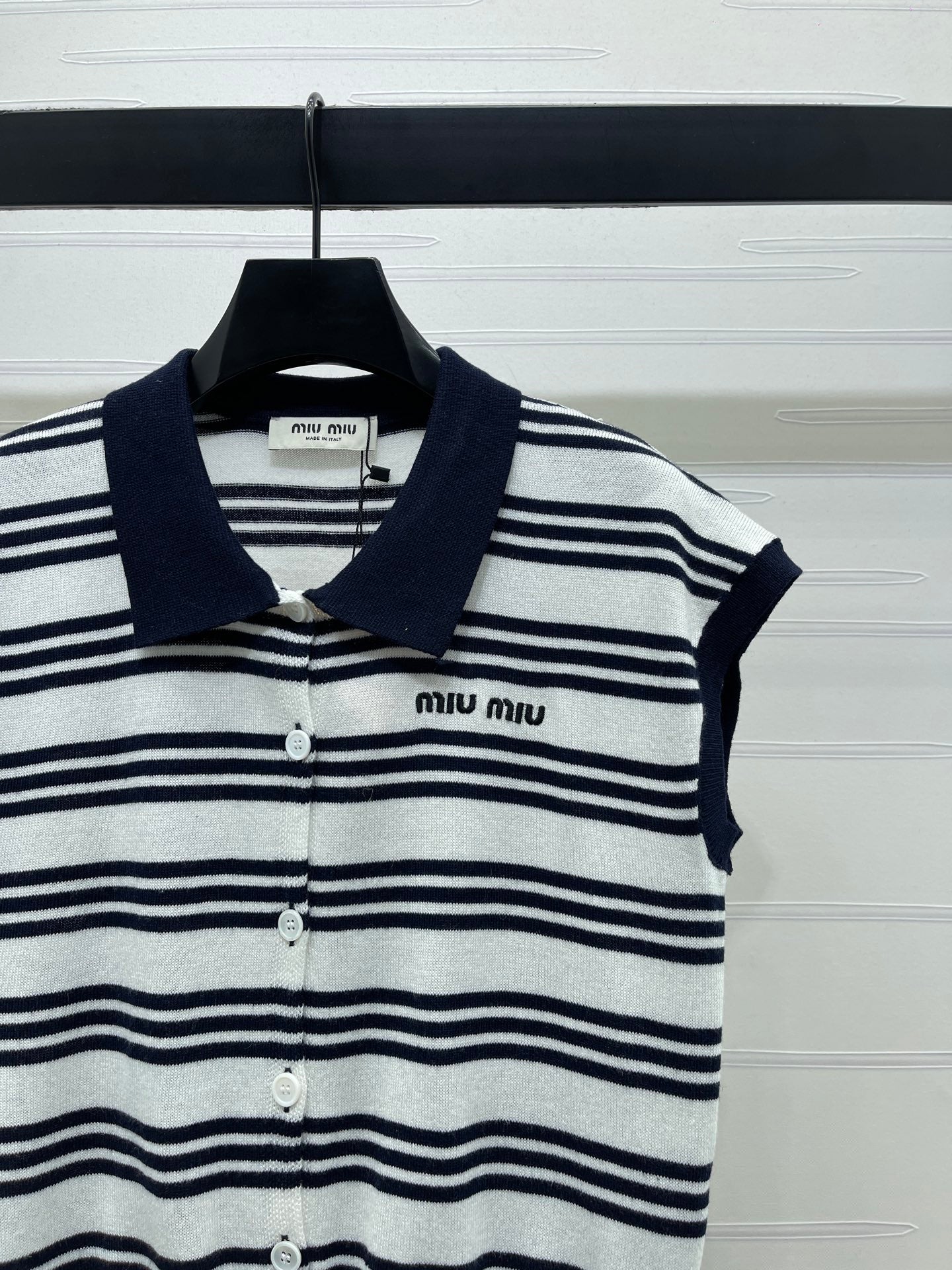 Miumiu 2026 Striped Collared Knit Vest Wool Cashmere 352445