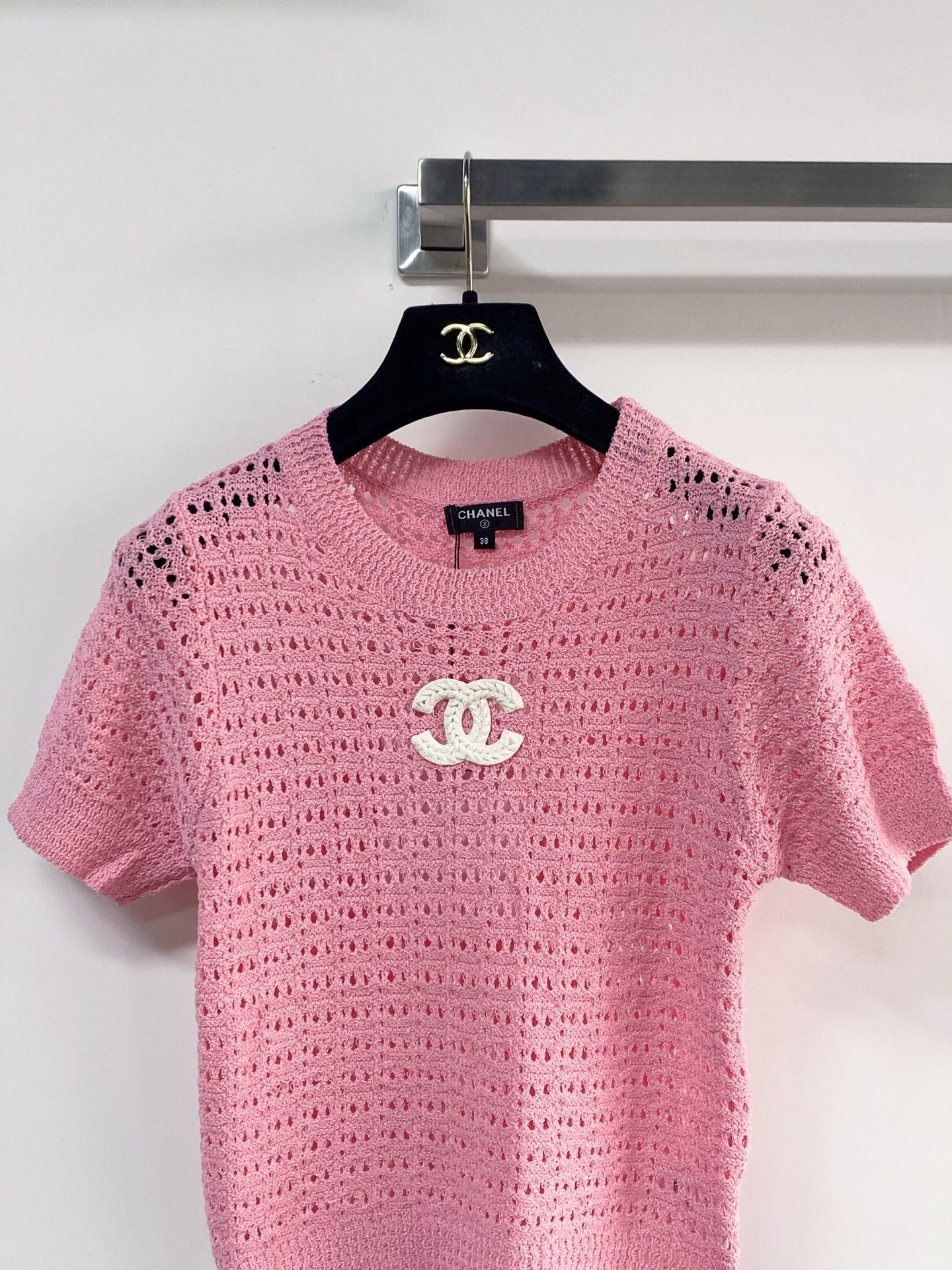 Chanel 2026 Hollow Short-Sleeve Shirt Pink Black White Wool Cashmere