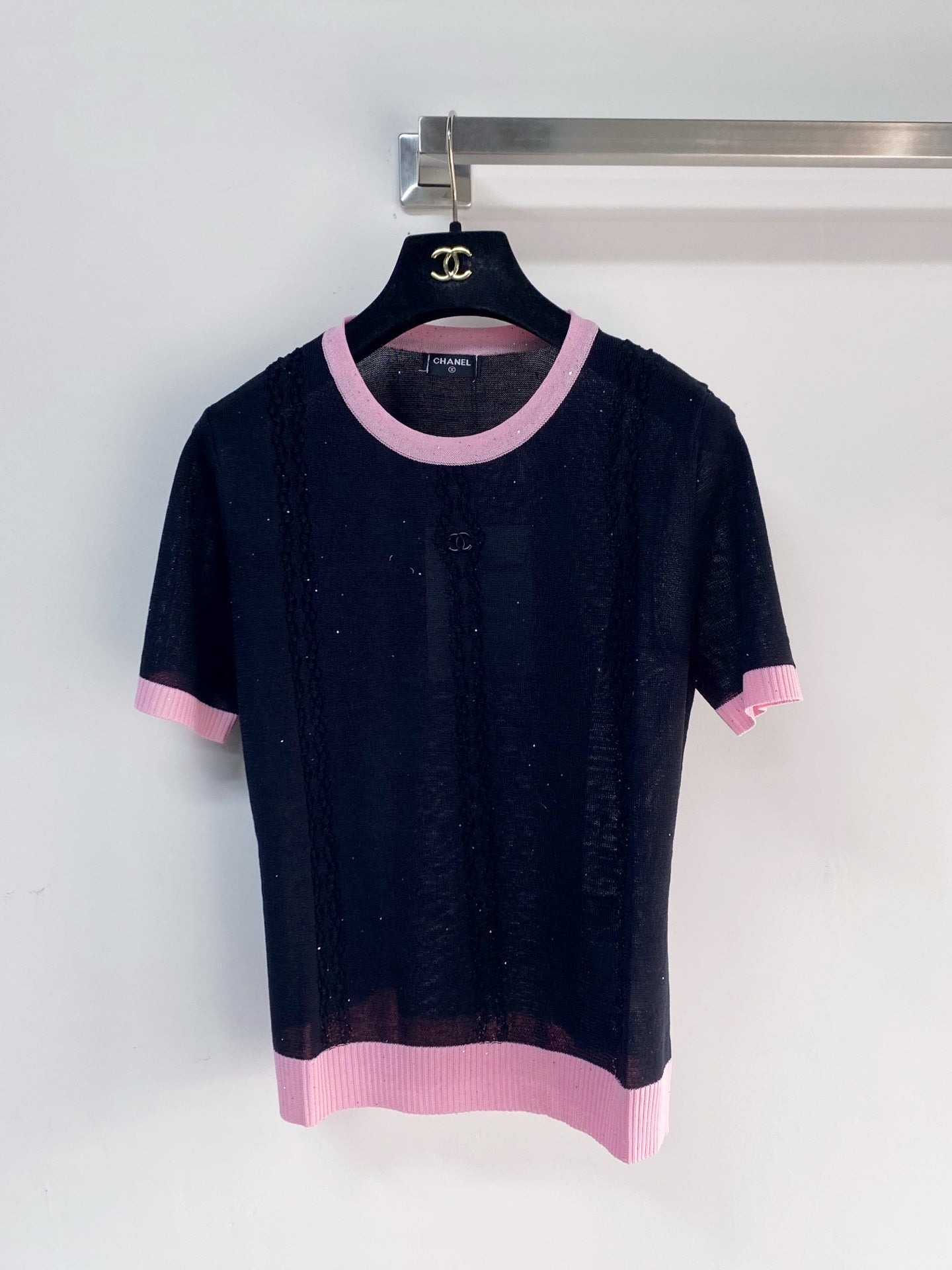 Chanel 2026 Short-sleeved T-shirt Pink Black Tencel 149474