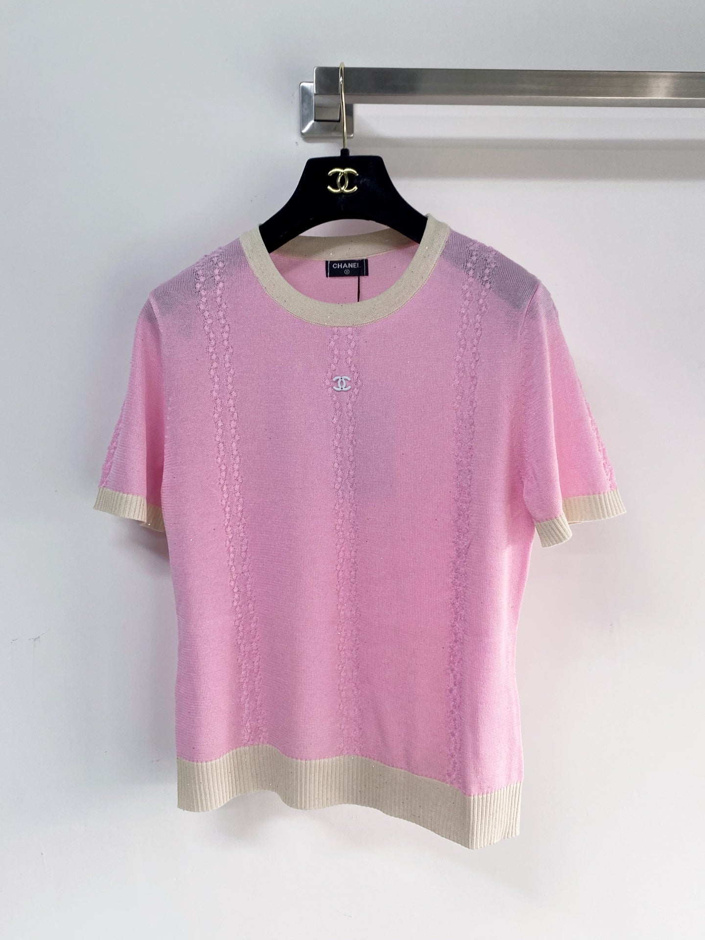 Chanel 2026 Short-sleeved T-shirt Pink Black Tencel 149474