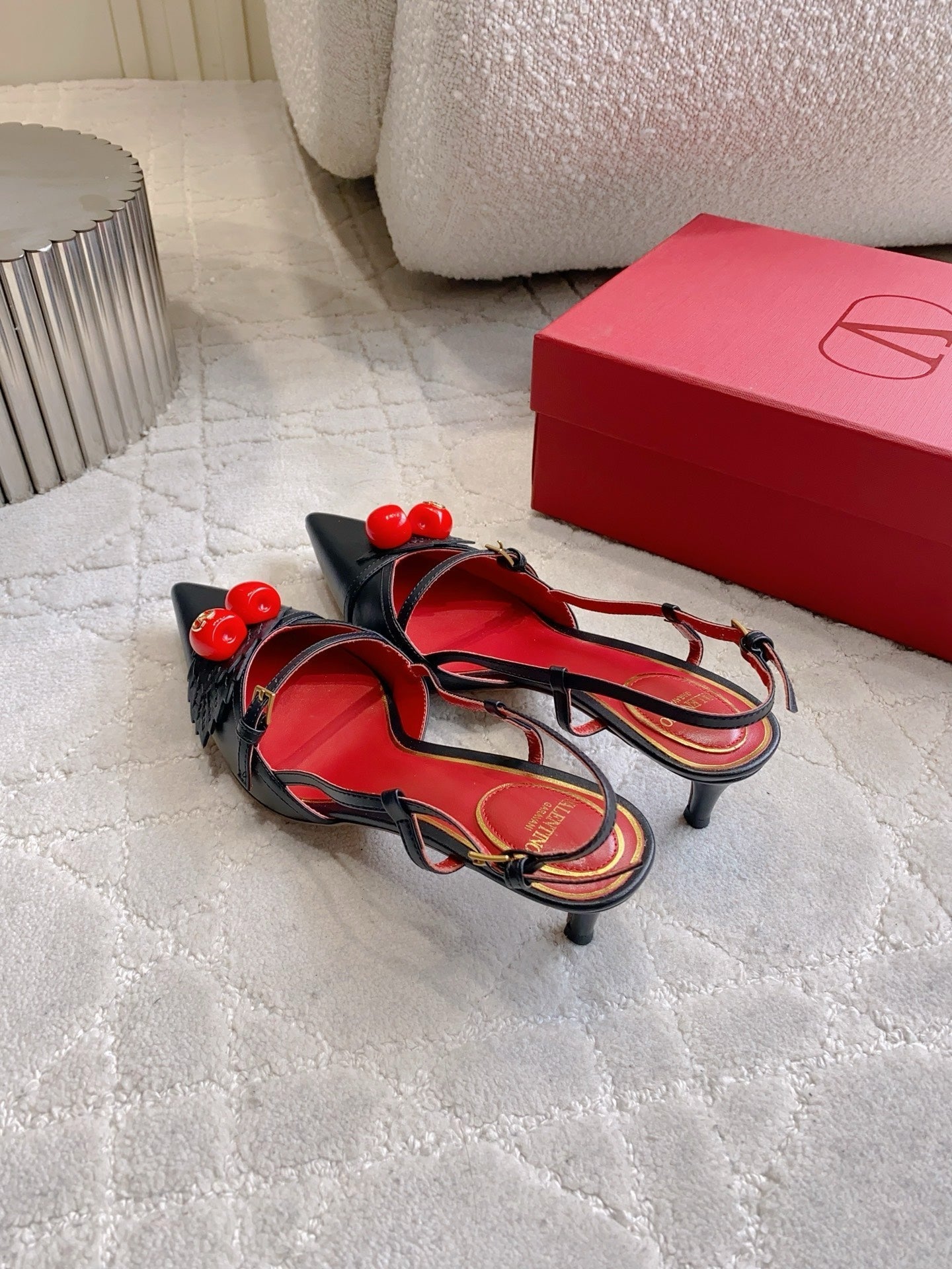VT 26s Cherry Blossom Slingback 40 Calfskin