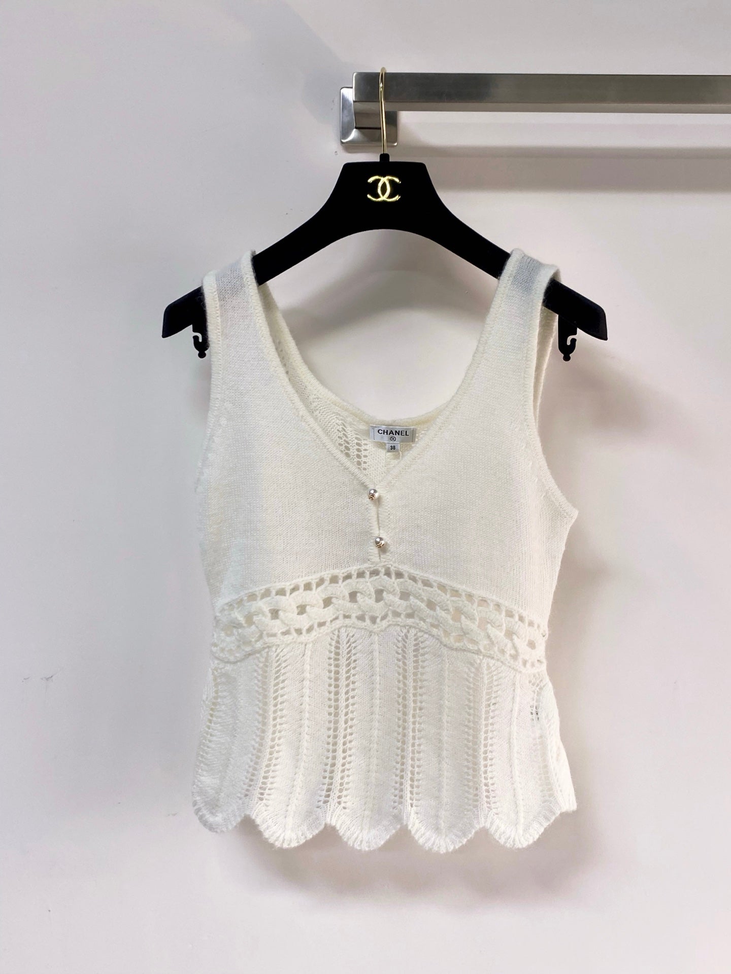 Chanel 2026 Openwork Knit Vest Polyamide Wool 366059