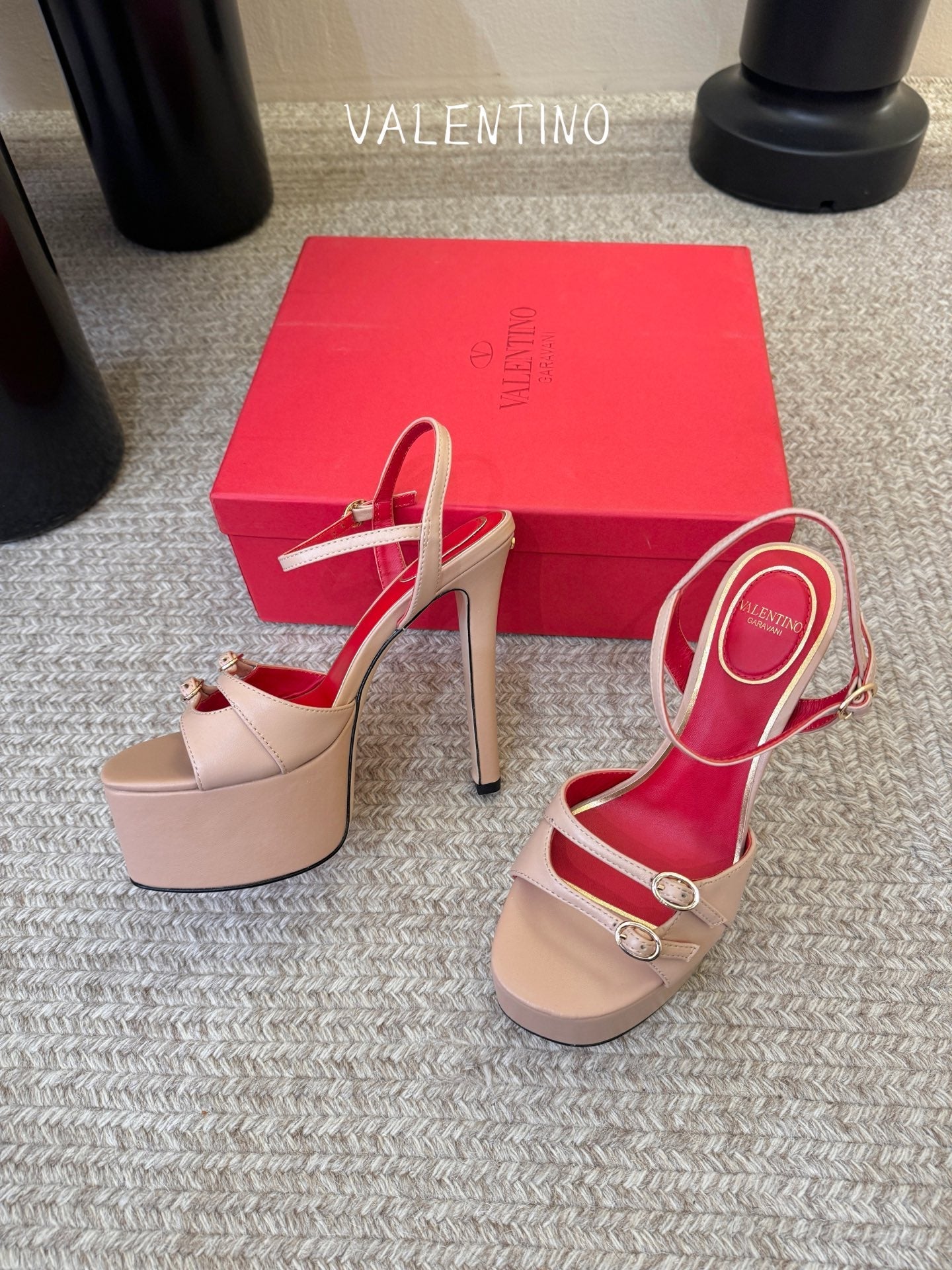 Valentino Garavani Crasher 145mm Leather Platform Sandal 835761