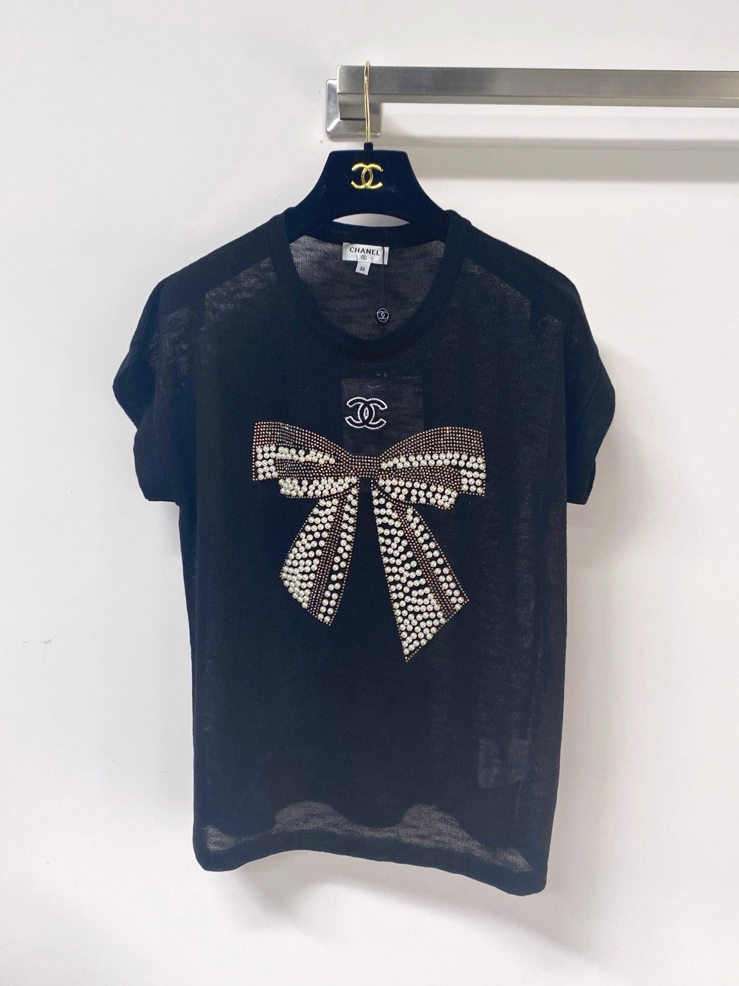 Chanel 2026 Short-Sleeve Shirt Bow Graphic Acrylic 375054