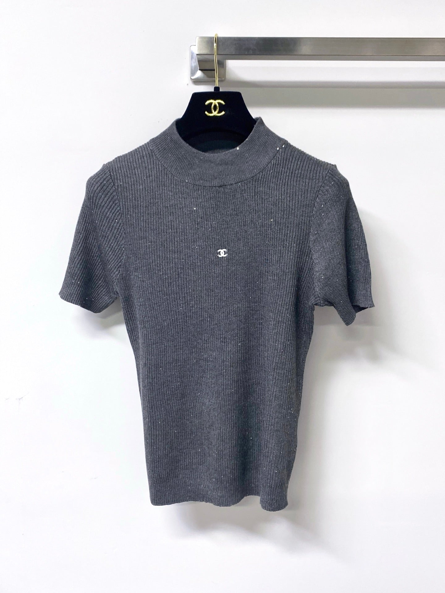 Chanel 2026 Short-Sleeved Shirt Glitter Detail Tencel 439810