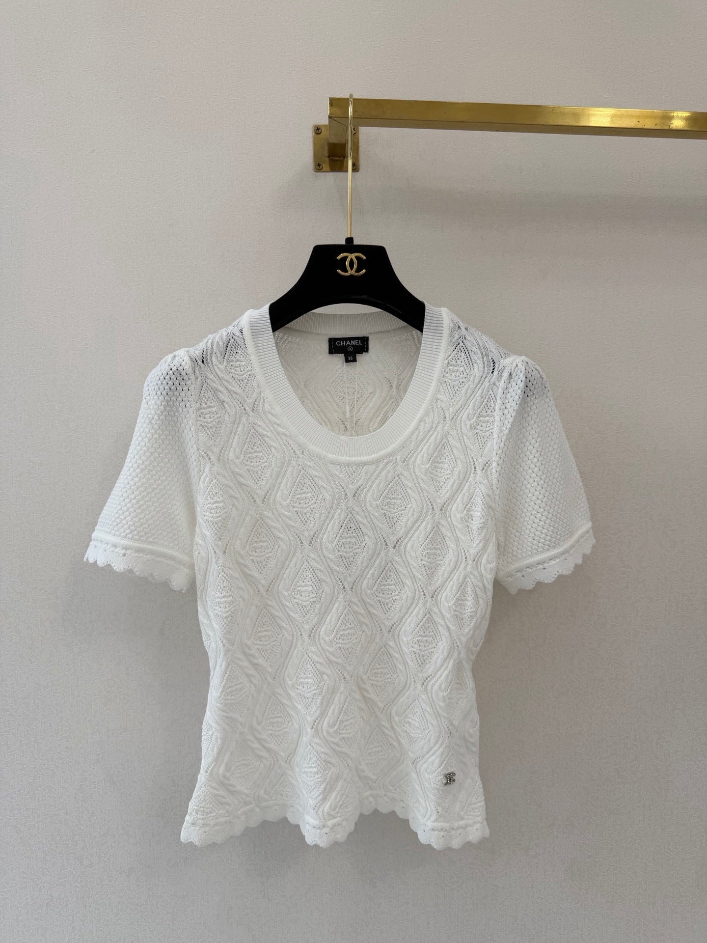 Chanel 2026 Crew Neck Short-sleeved Shirt Black and White Cotton 394767
