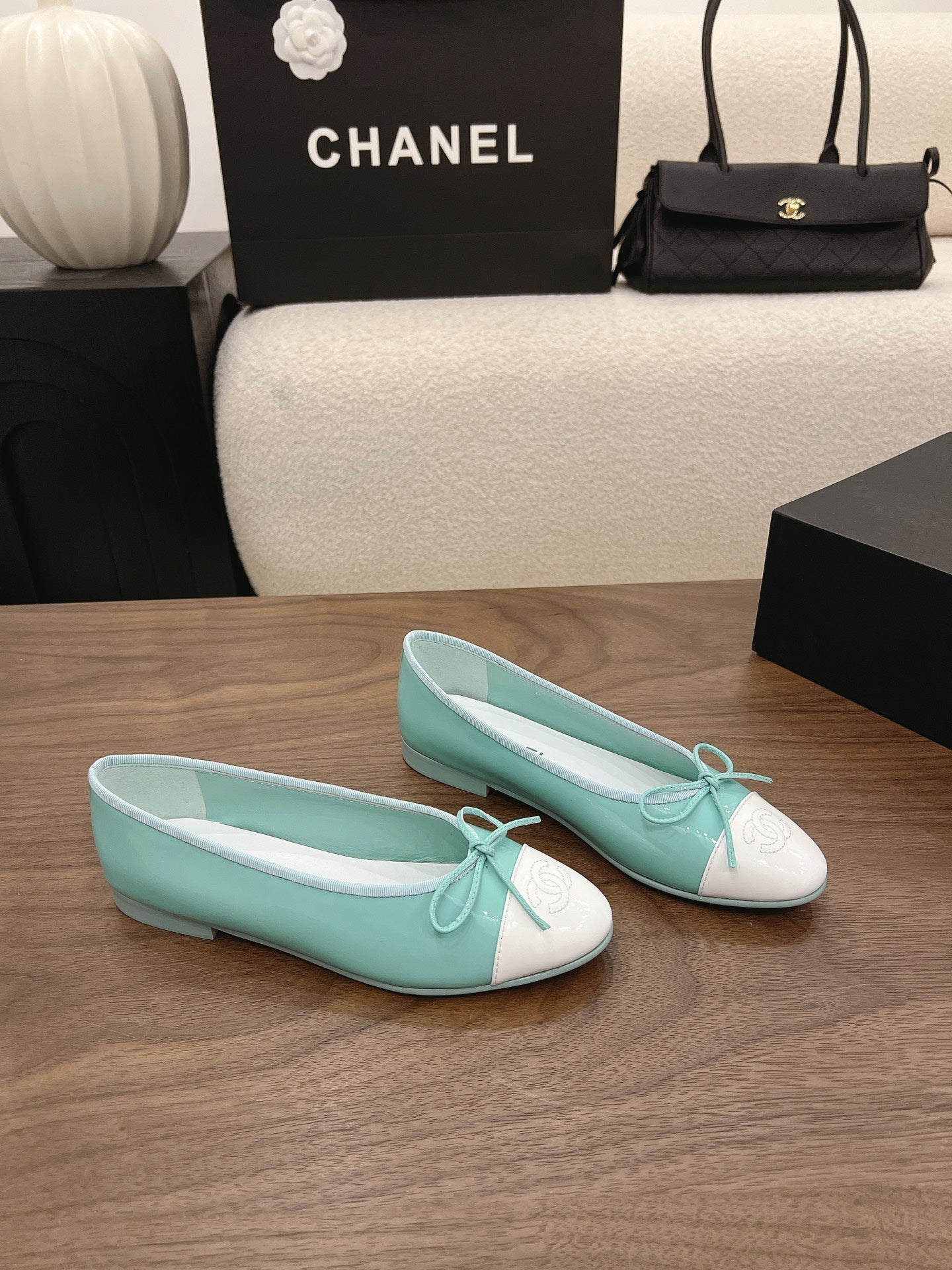 Chanel 2026 Ballet Flat Patent Leather 897526