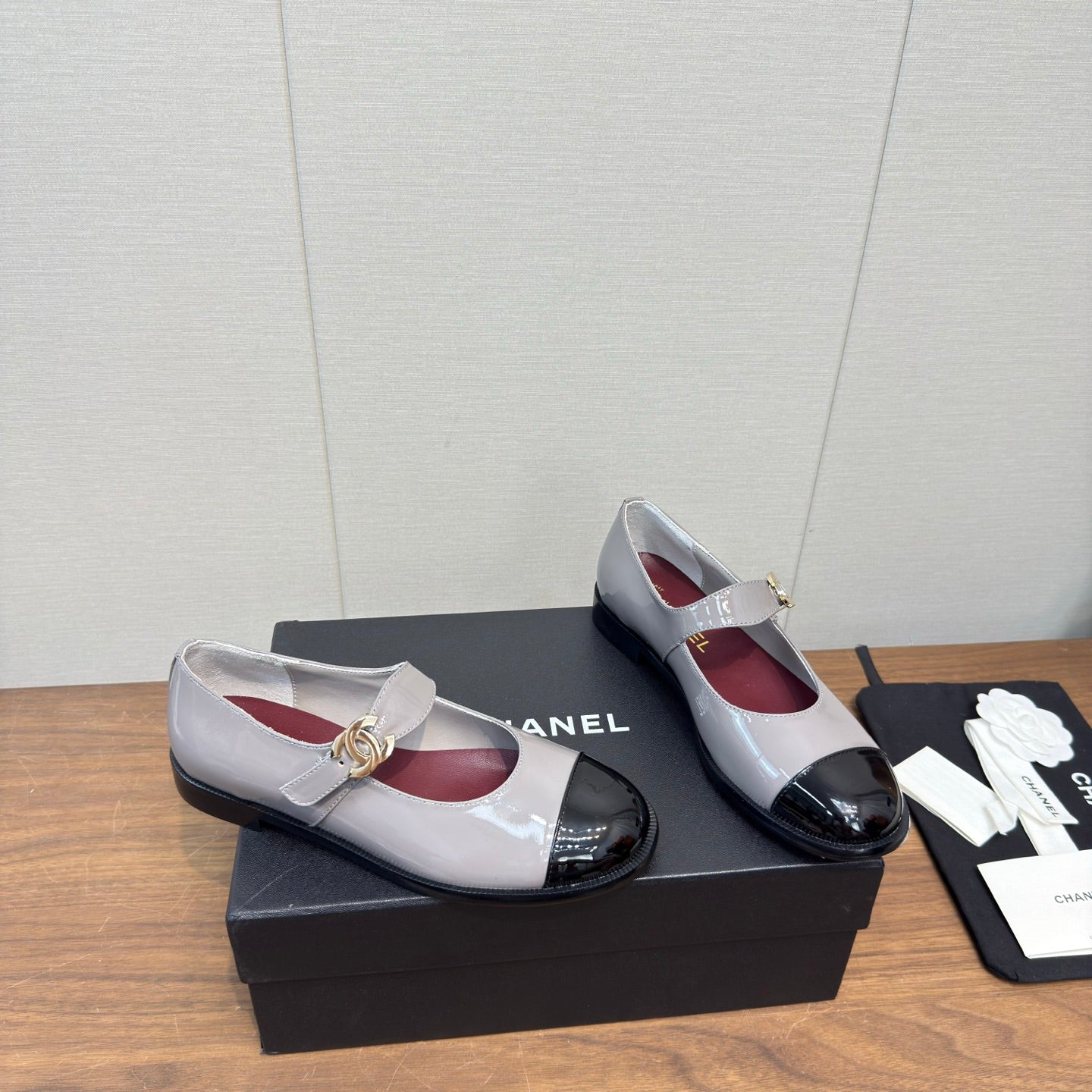 Chanel 2026 Ballet Flat Glossy Leather 904496