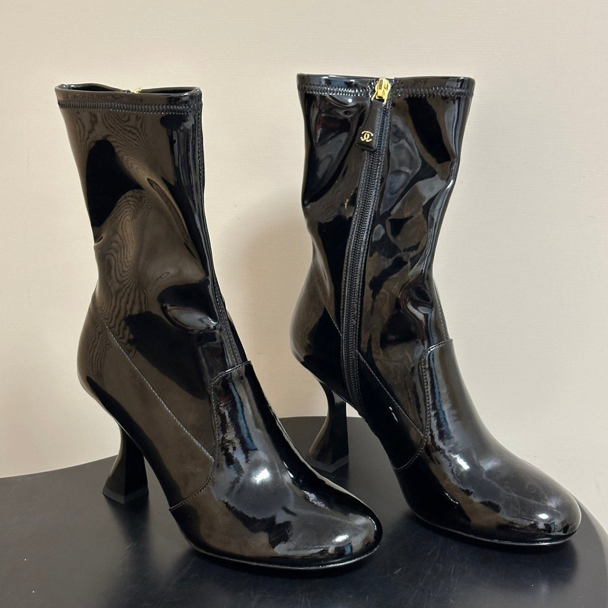 Chanel 2026 Round Toe Ankle Boots 95mm Leather 185662